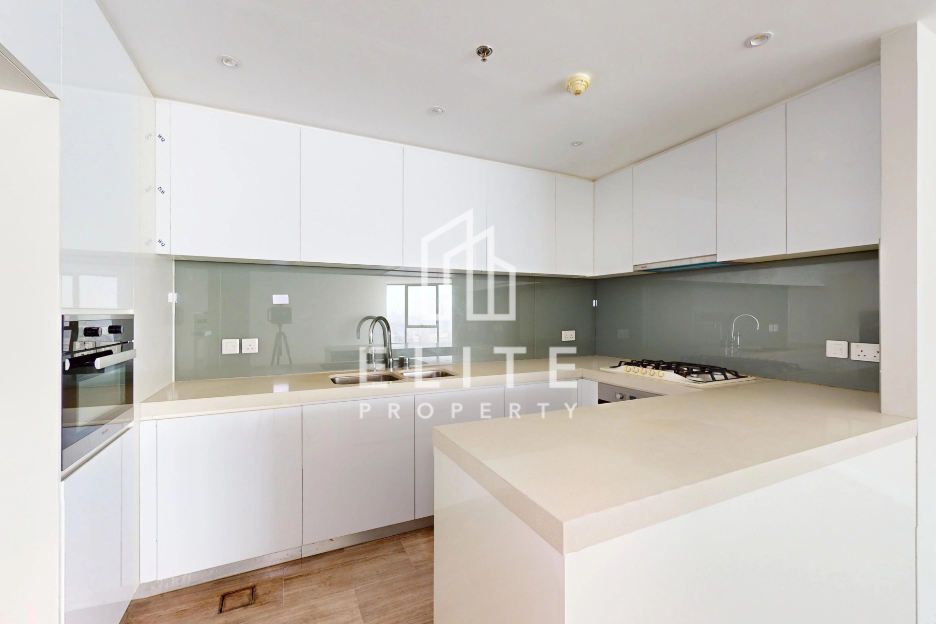 FAIRMONT RESIDENCES