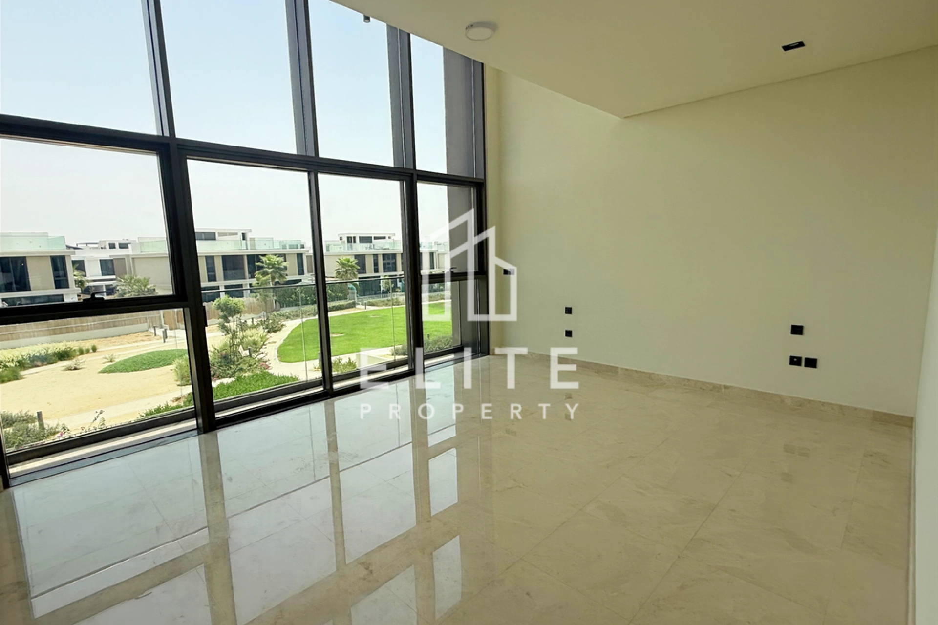 FAIRMONT RESIDENCES