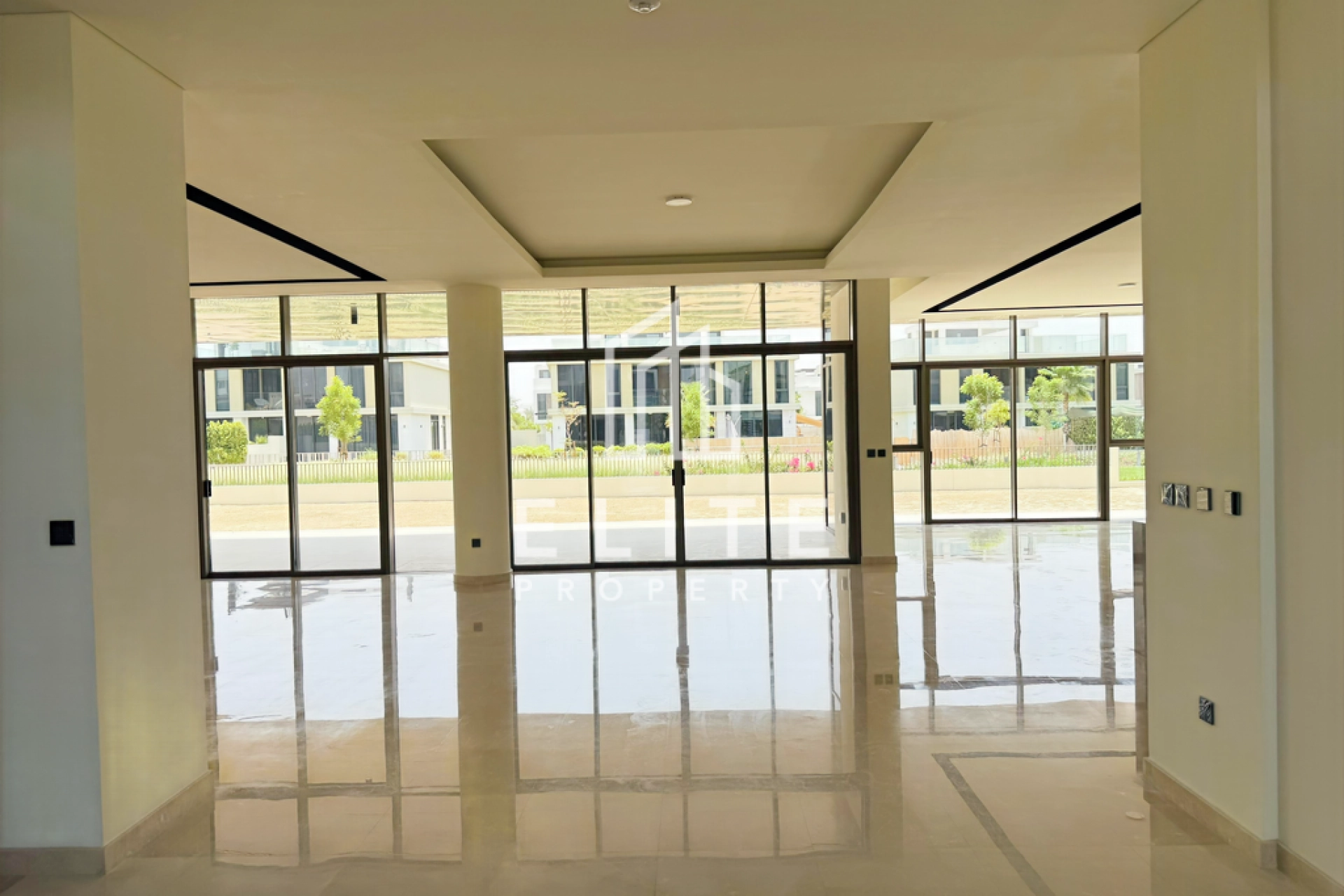 FAIRMONT RESIDENCES
