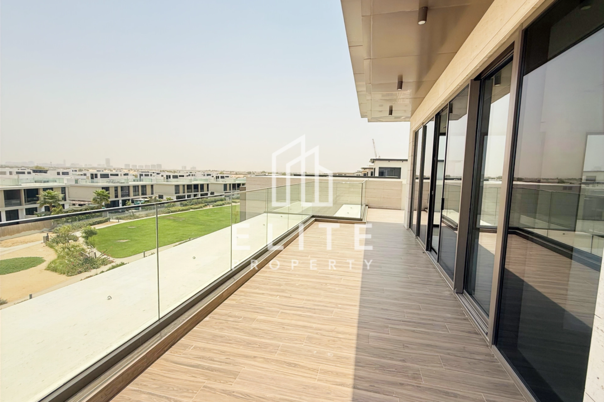 FAIRMONT RESIDENCES