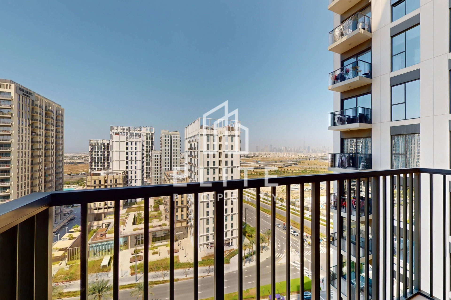 FAIRMONT RESIDENCES
