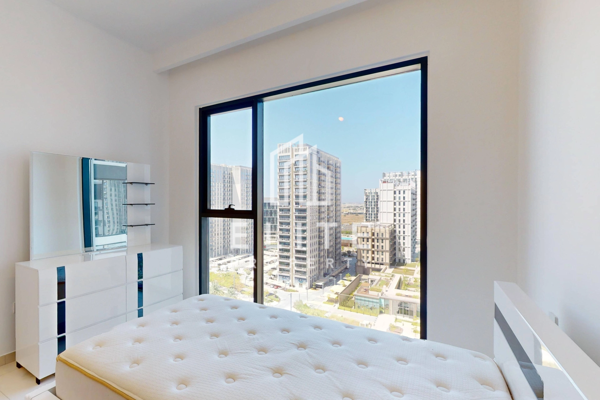 FAIRMONT RESIDENCES