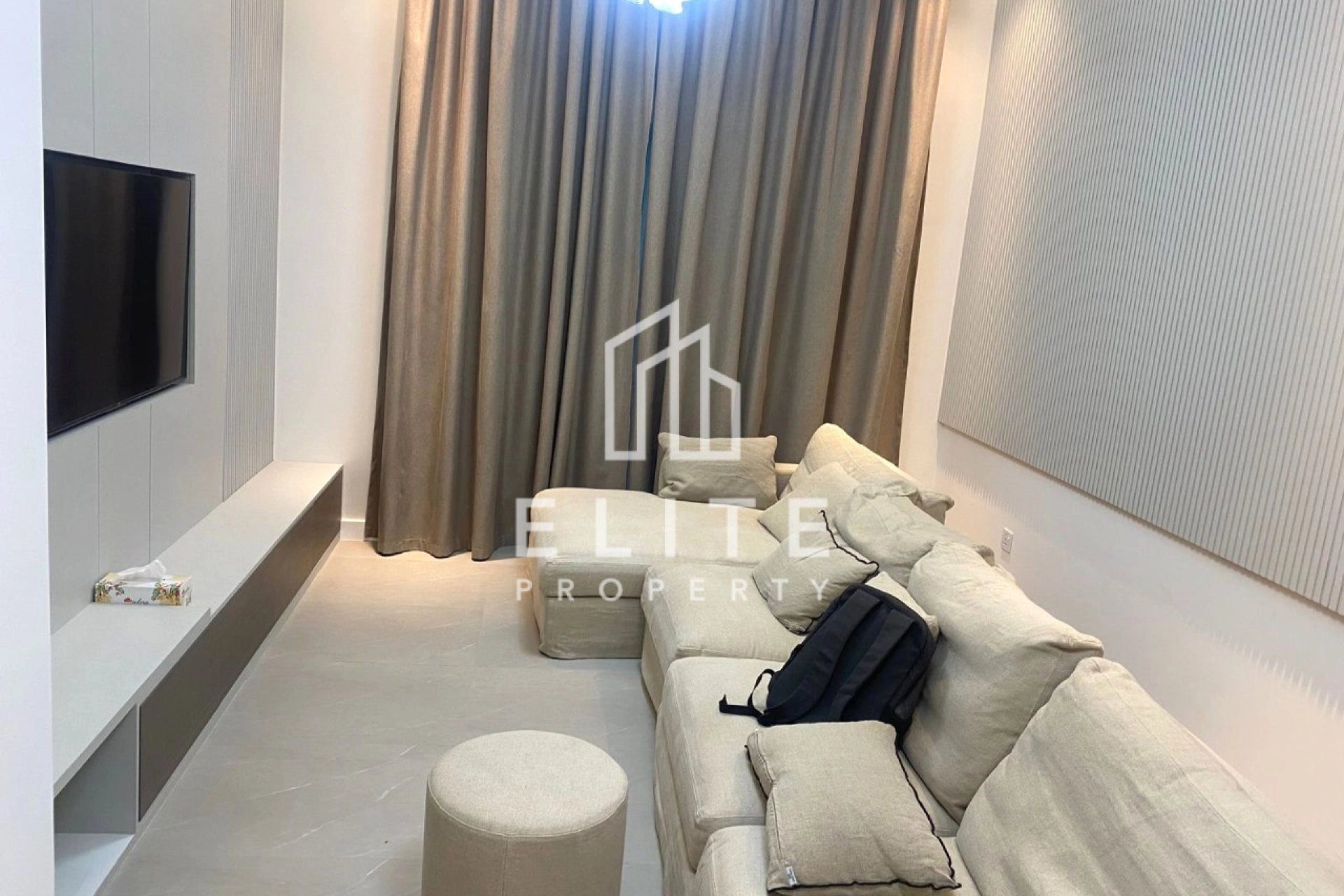 FAIRMONT RESIDENCES