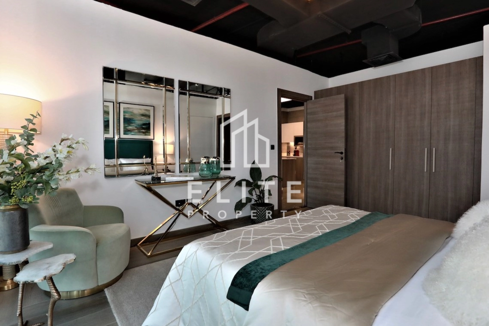 FAIRMONT RESIDENCES
