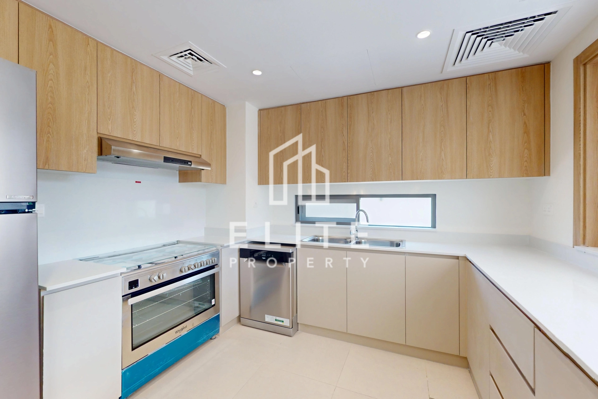 FAIRMONT RESIDENCES