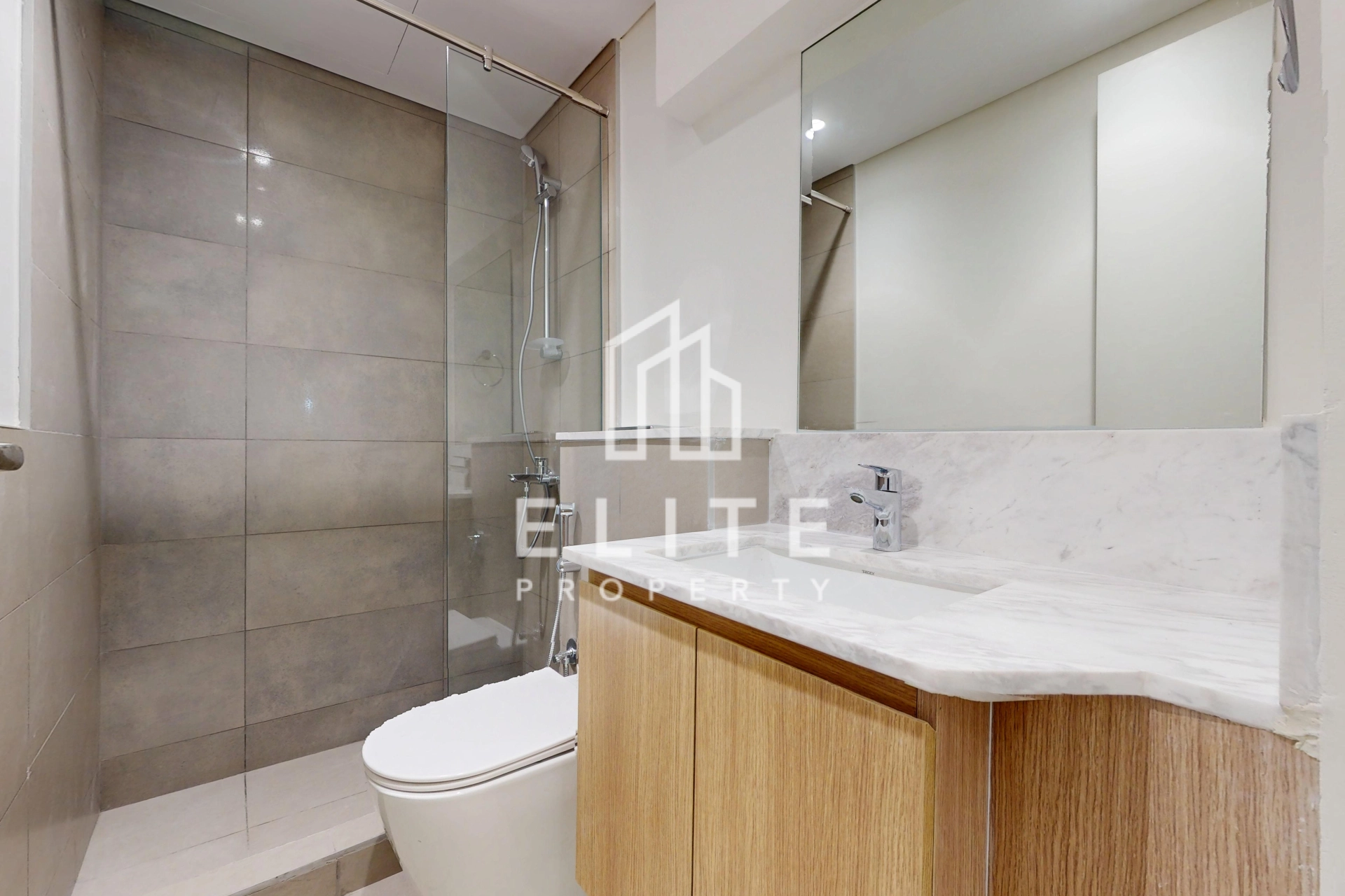 FAIRMONT RESIDENCES