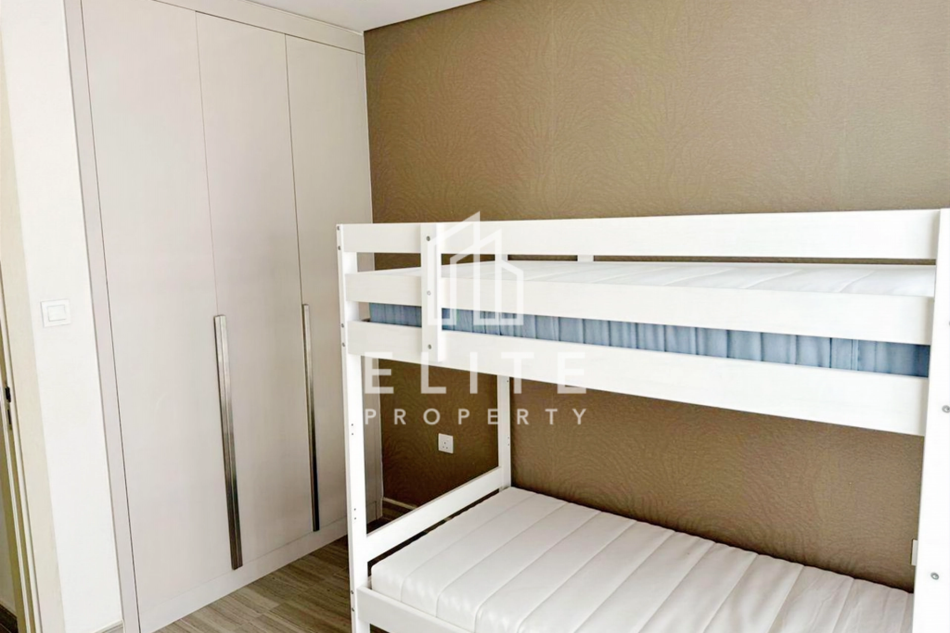 FAIRMONT RESIDENCES