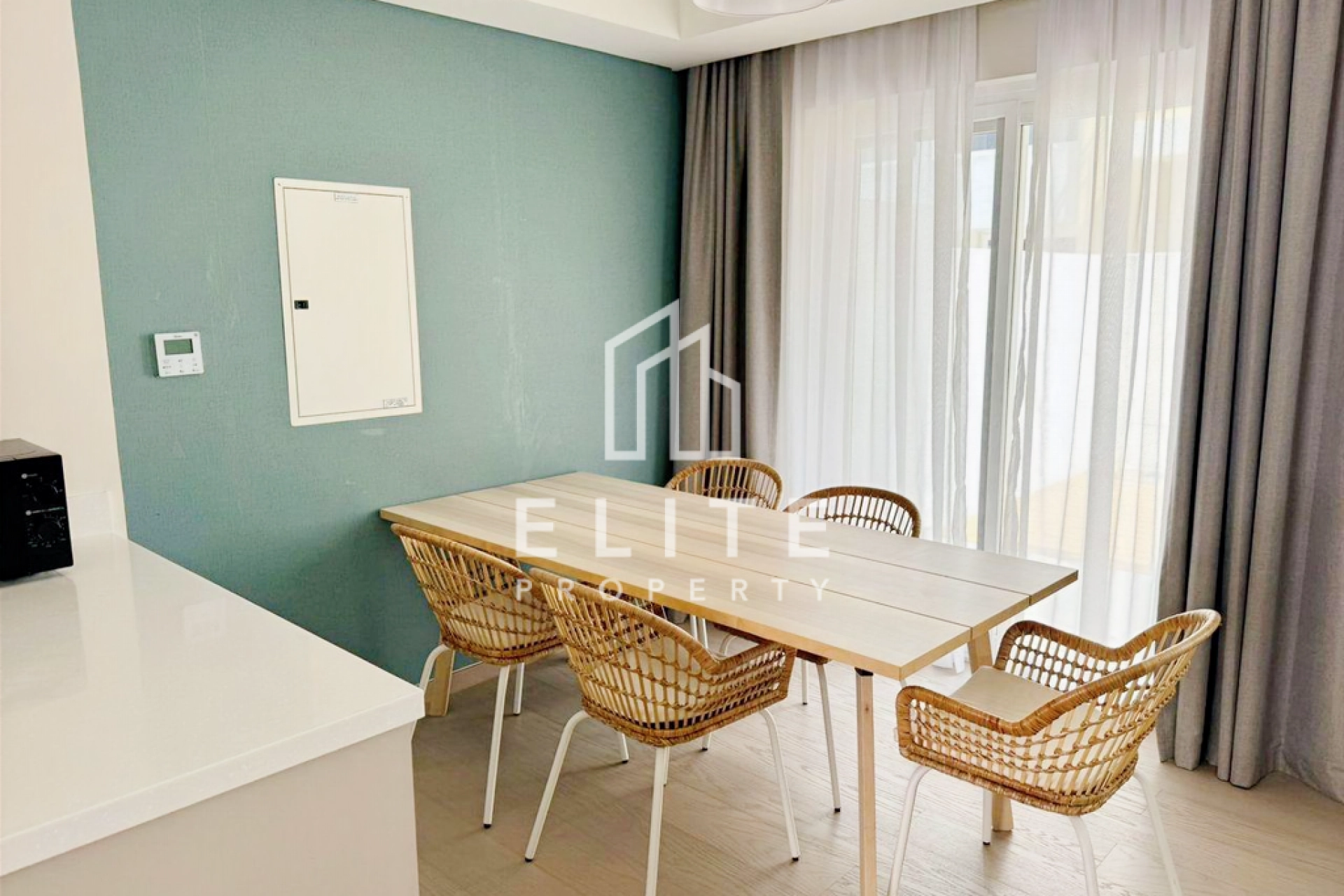 FAIRMONT RESIDENCES