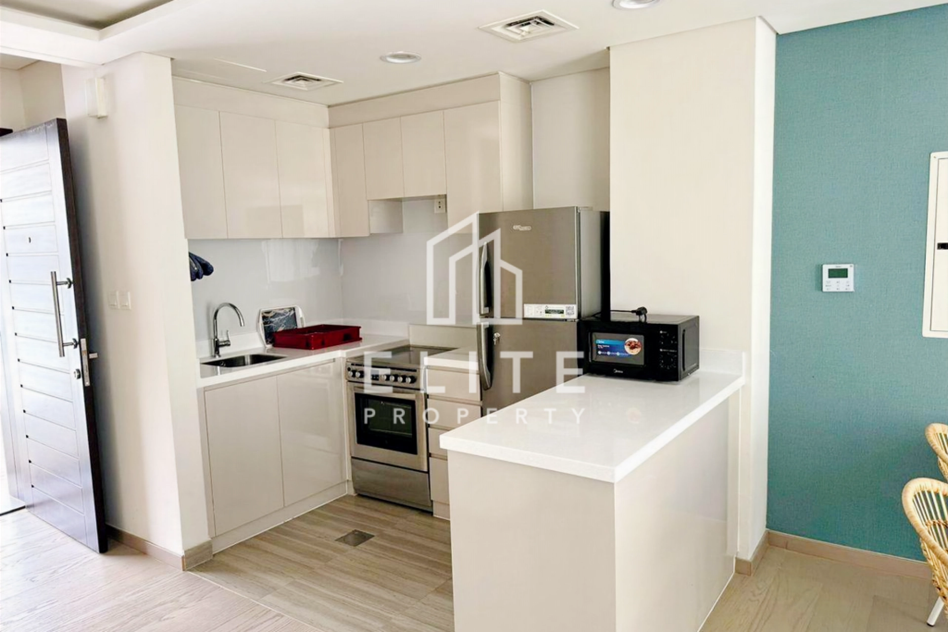 FAIRMONT RESIDENCES