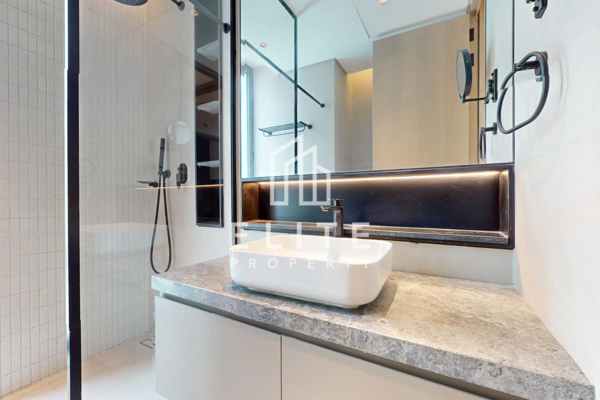 FAIRMONT RESIDENCES
