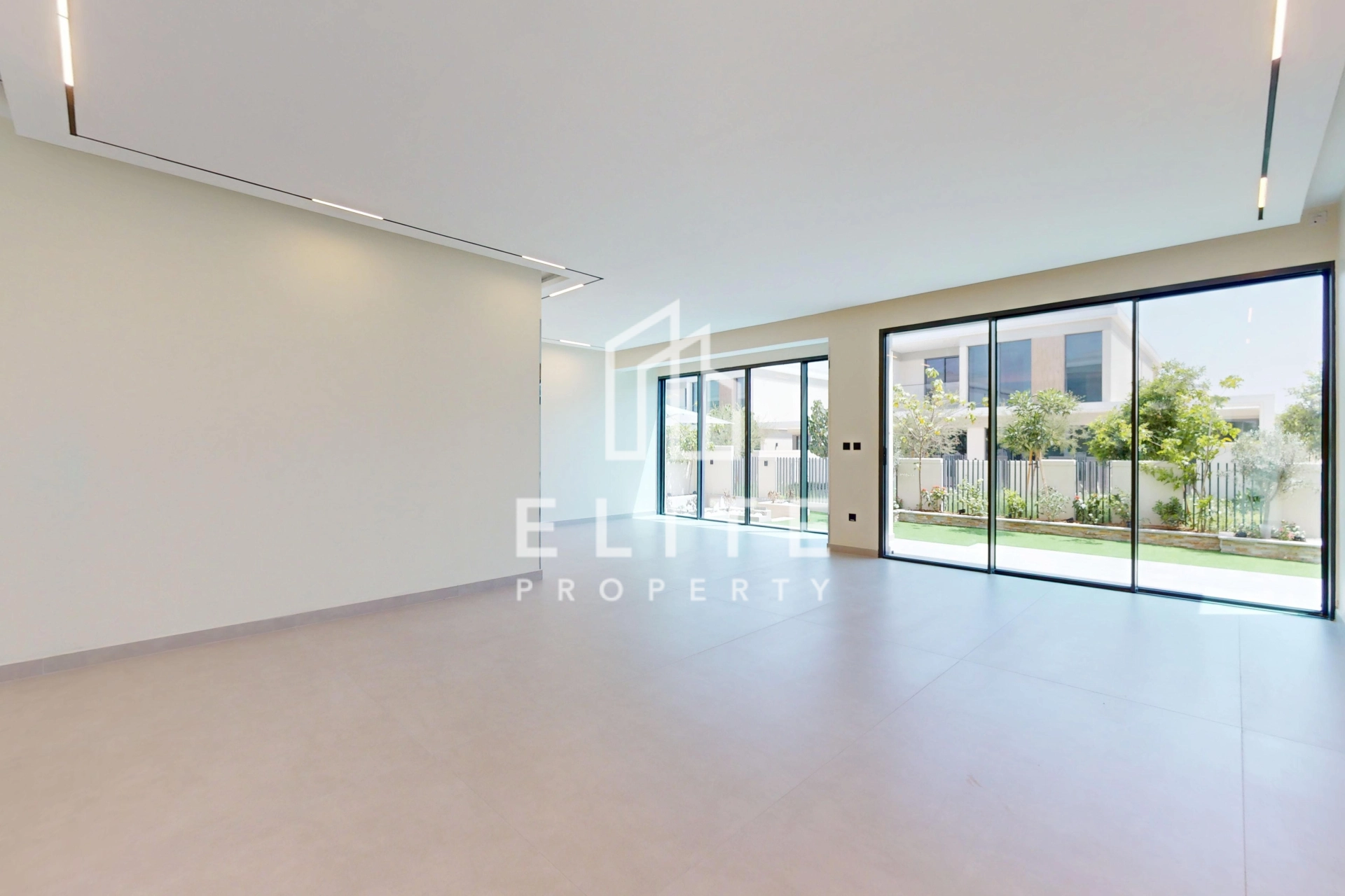 FAIRMONT RESIDENCES