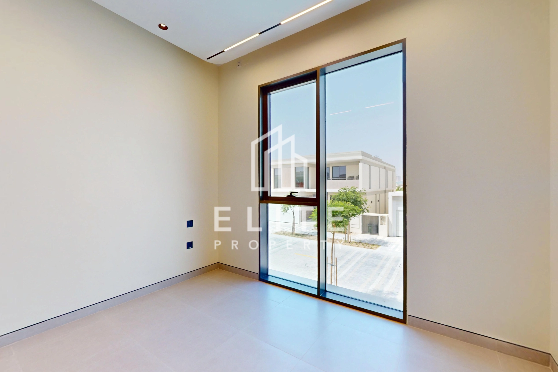 FAIRMONT RESIDENCES