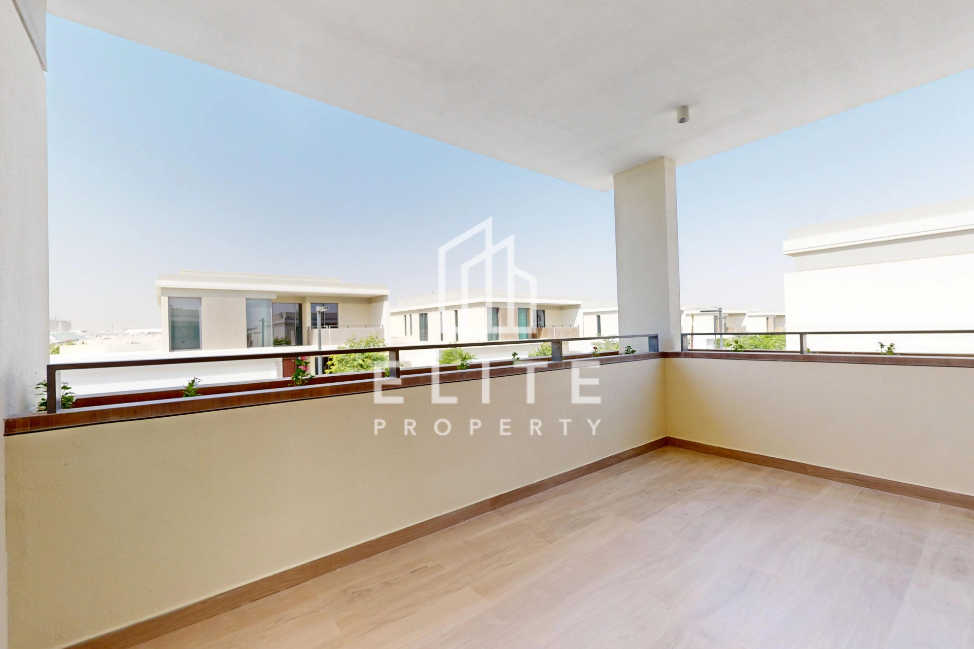 FAIRMONT RESIDENCES