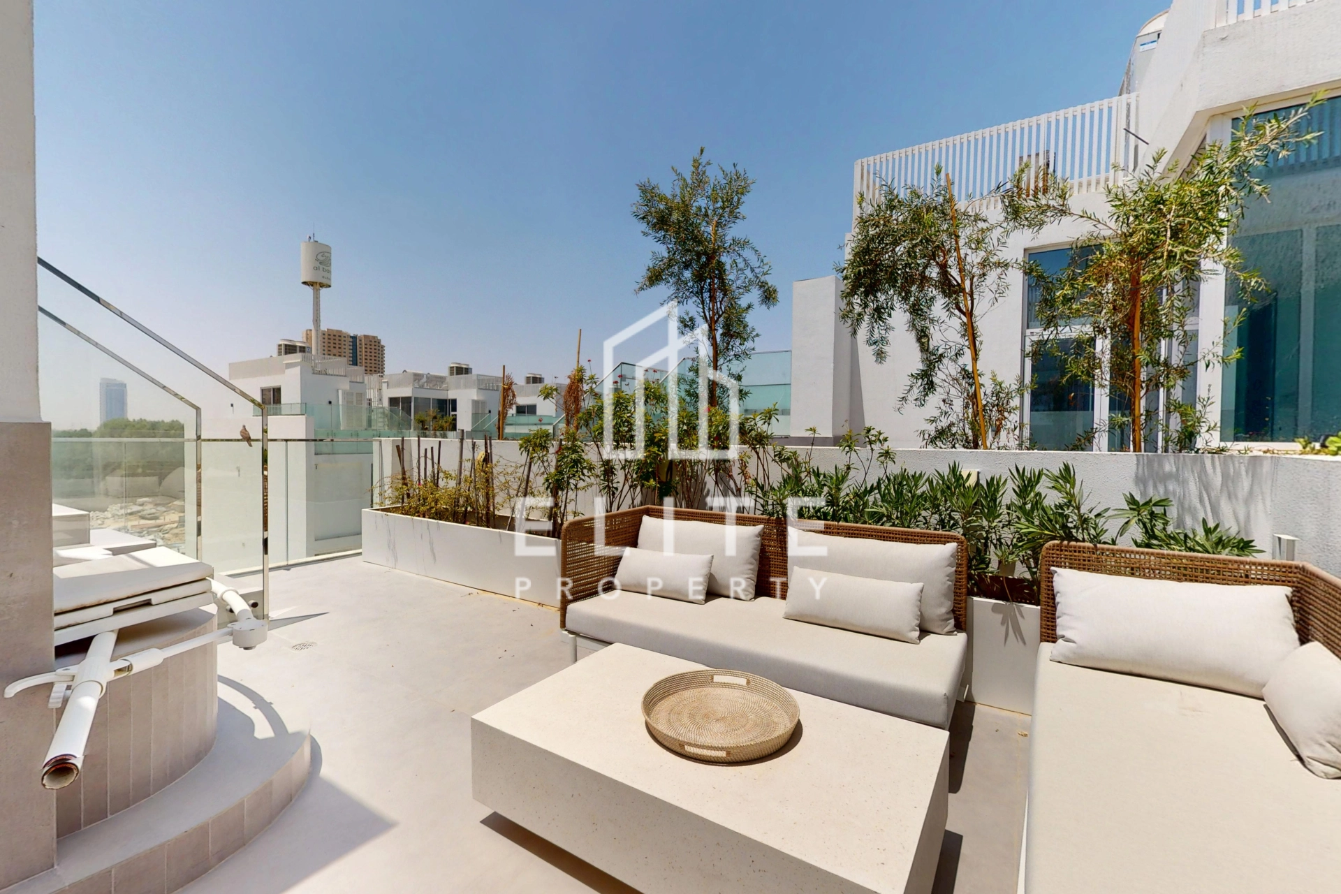 FAIRMONT RESIDENCES