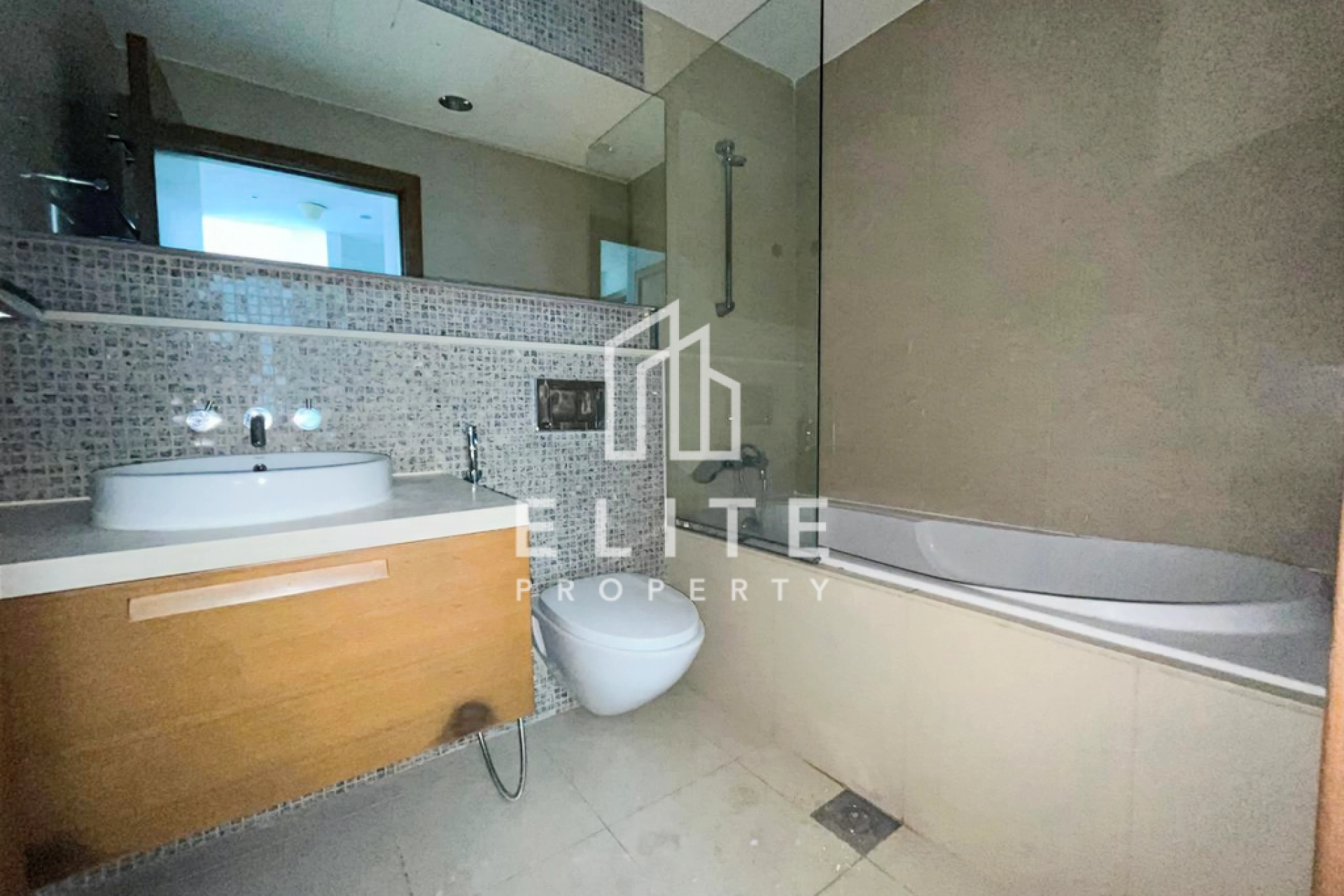 FAIRMONT RESIDENCES