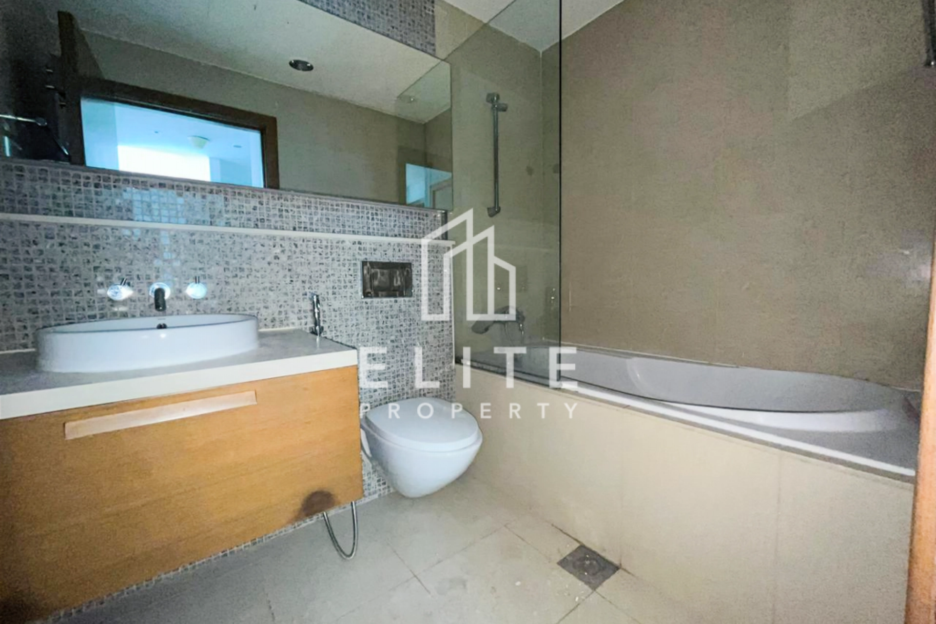 FAIRMONT RESIDENCES