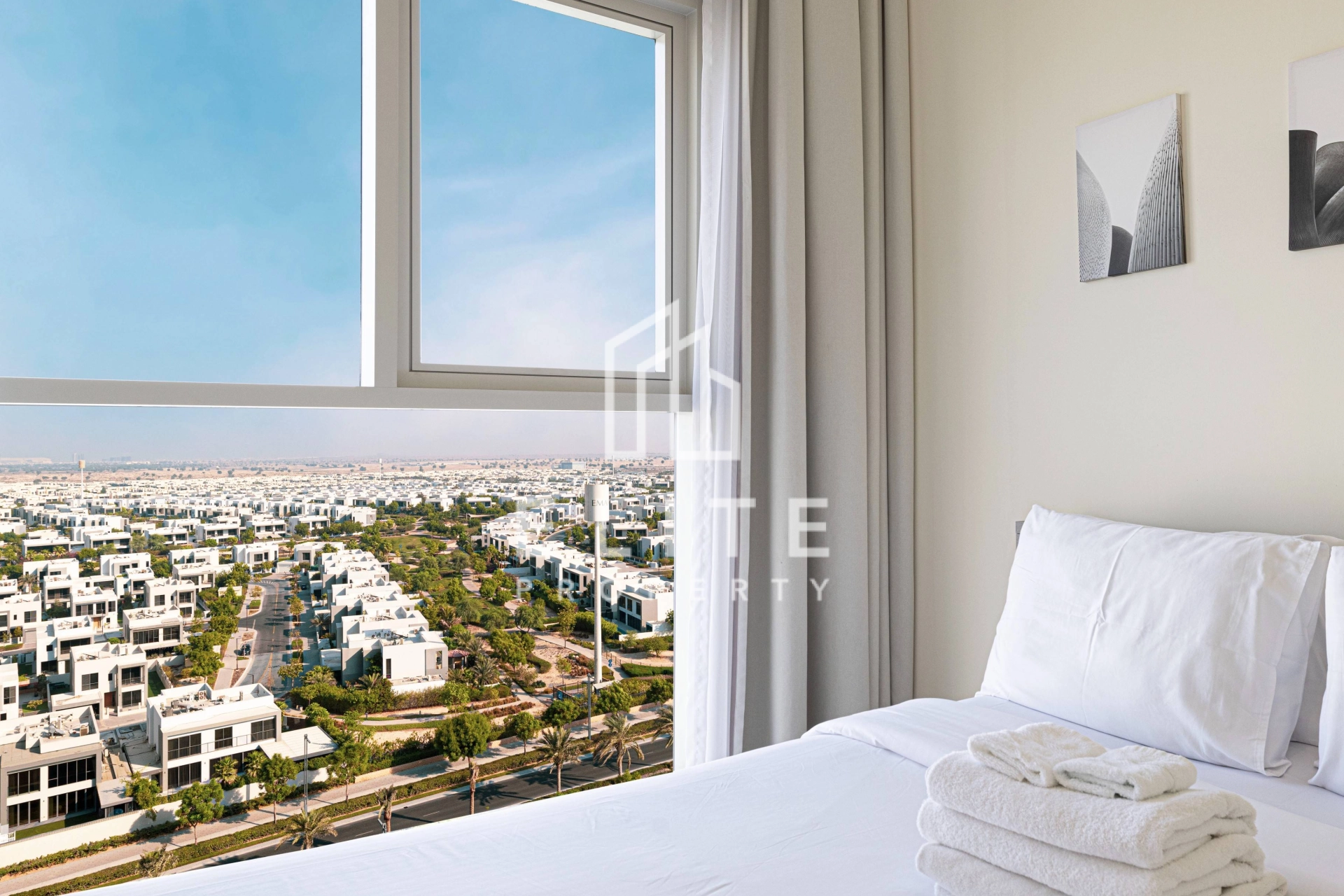 FAIRMONT RESIDENCES