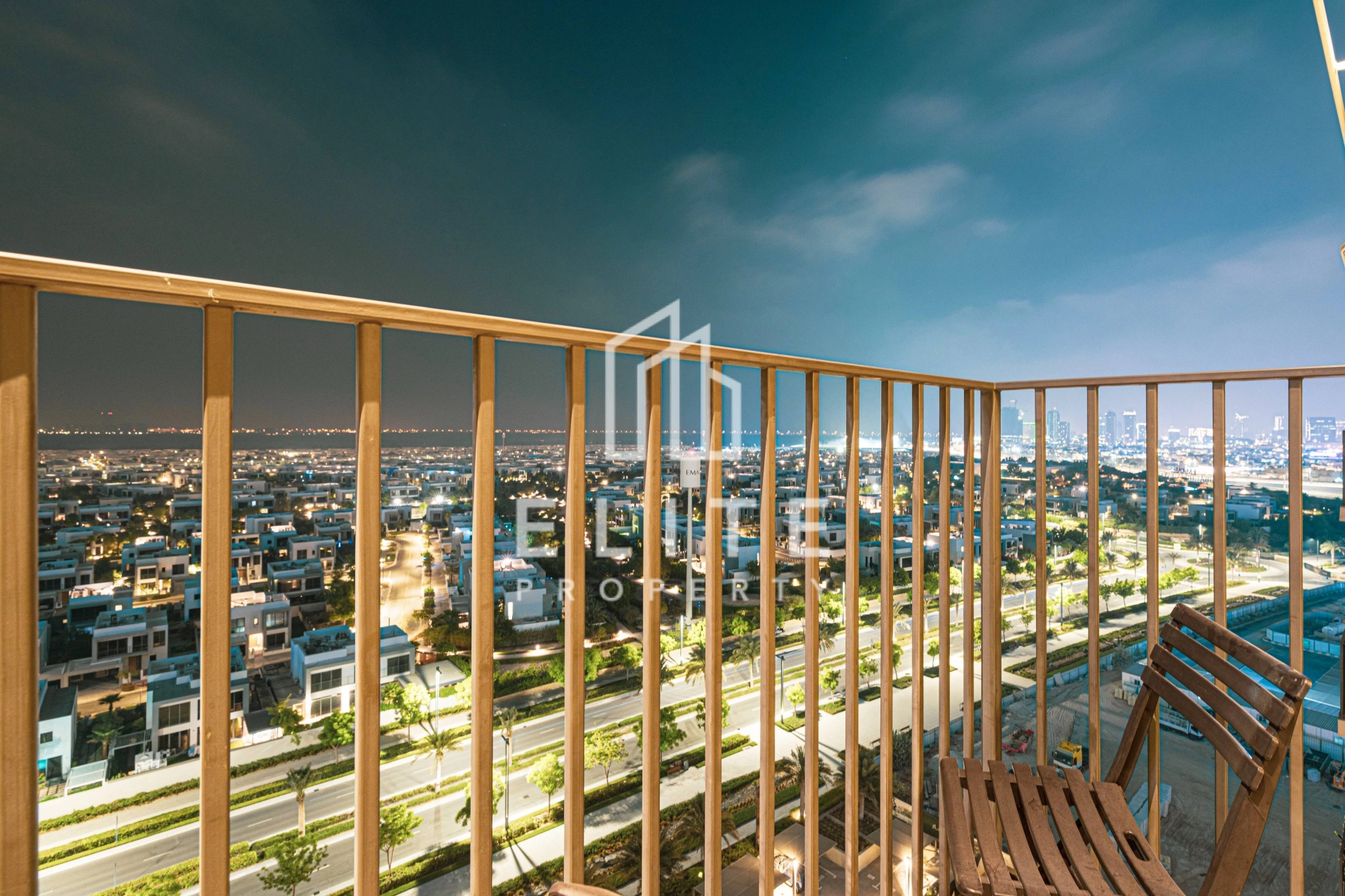FAIRMONT RESIDENCES