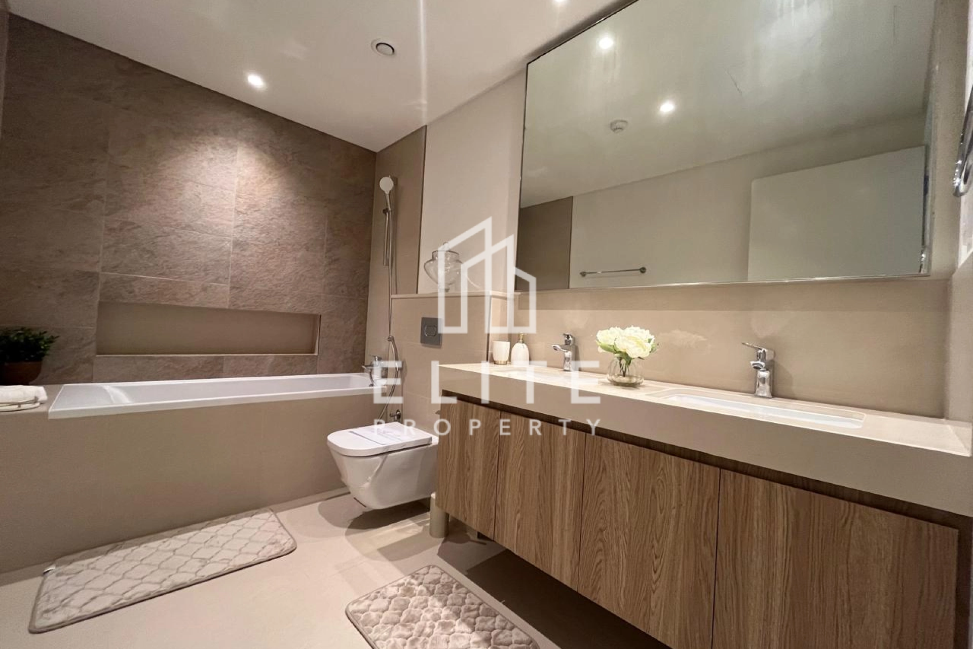 FAIRMONT RESIDENCES