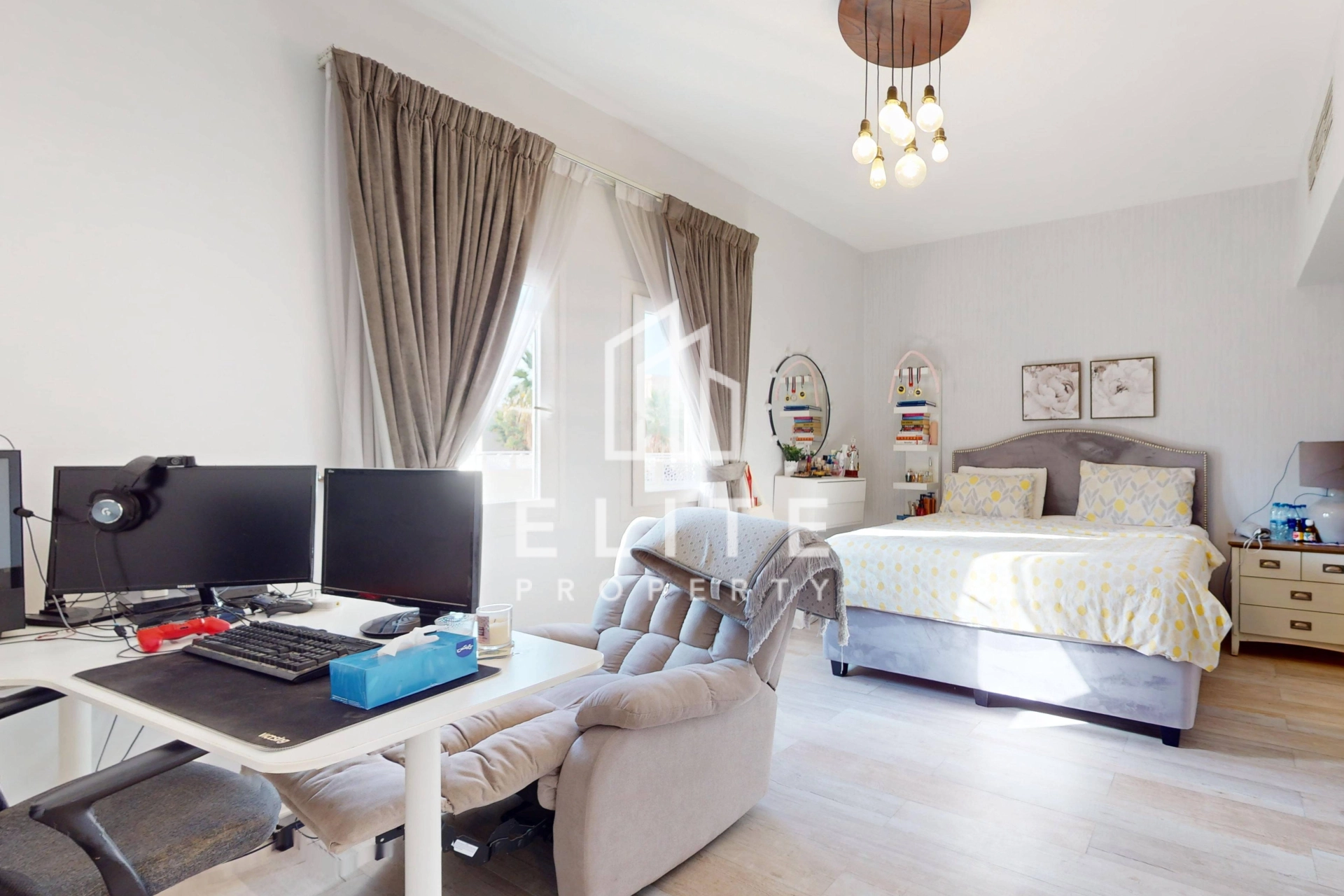 FAIRMONT RESIDENCES