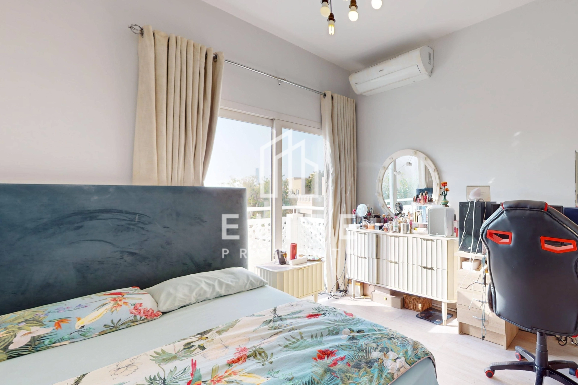 FAIRMONT RESIDENCES