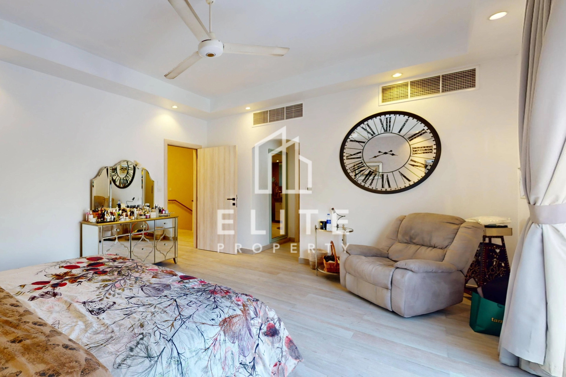 FAIRMONT RESIDENCES