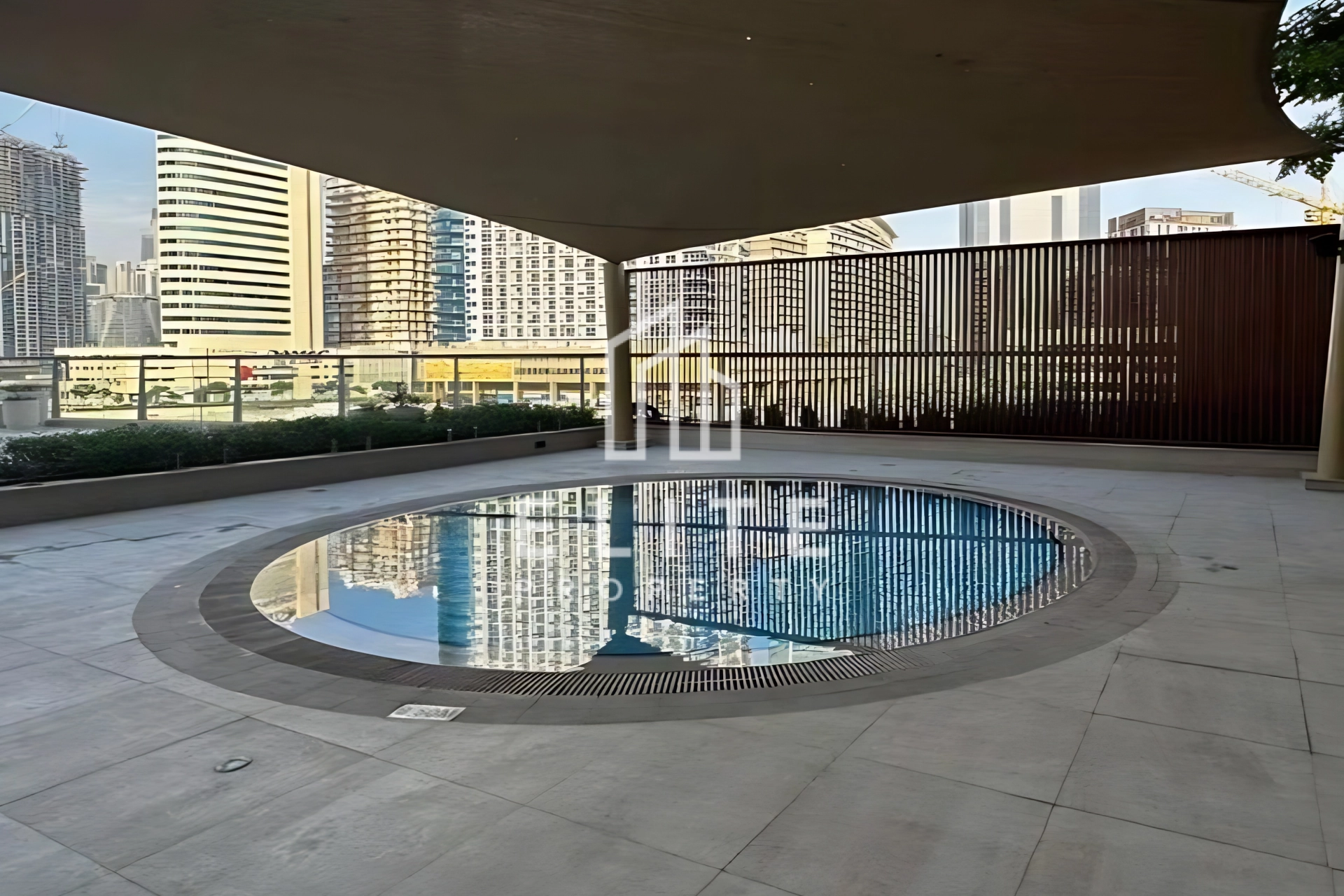 FAIRMONT RESIDENCES