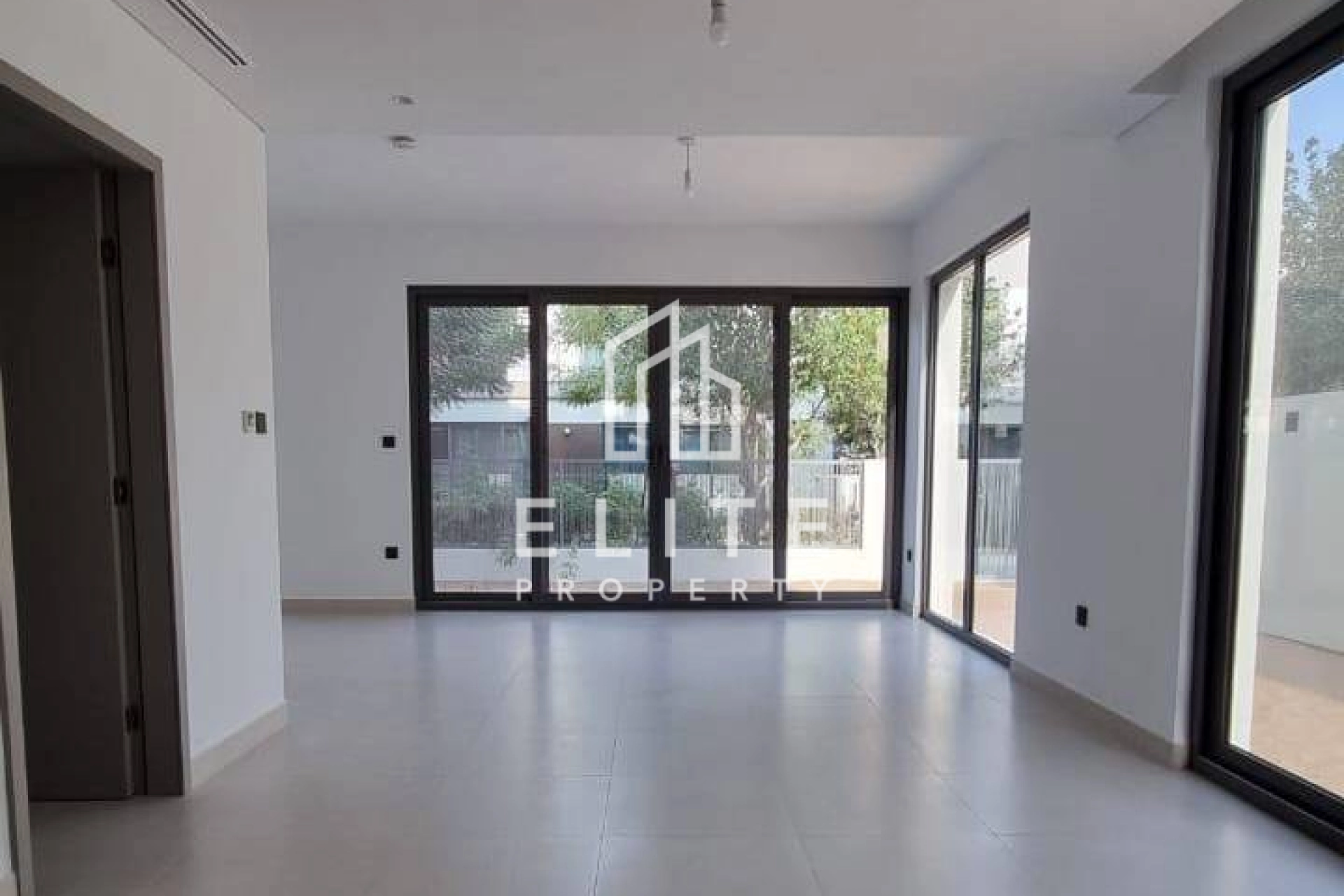 FAIRMONT RESIDENCES