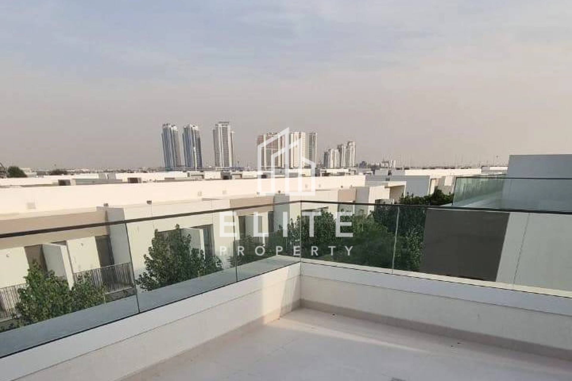 FAIRMONT RESIDENCES