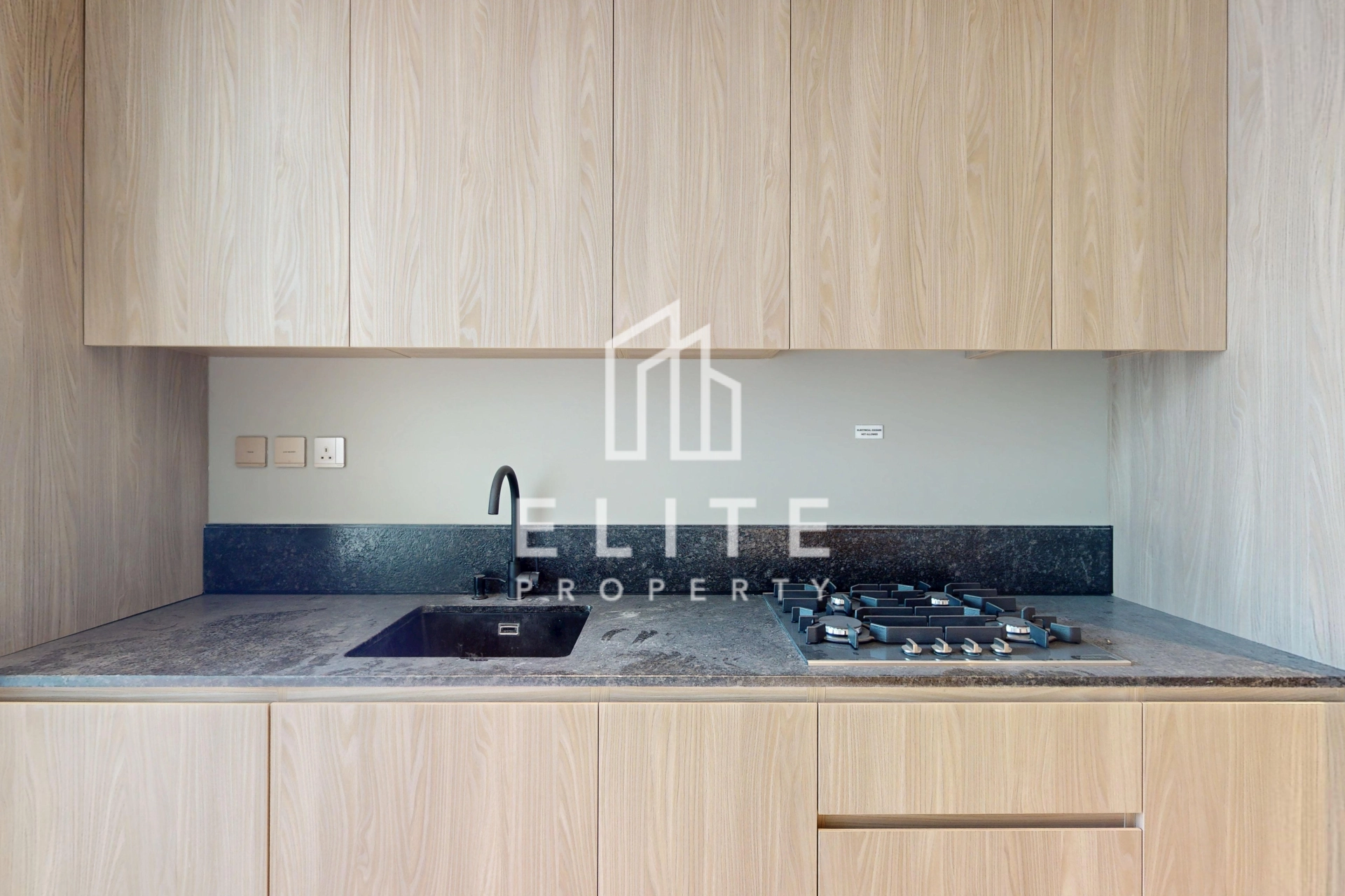 FAIRMONT RESIDENCES