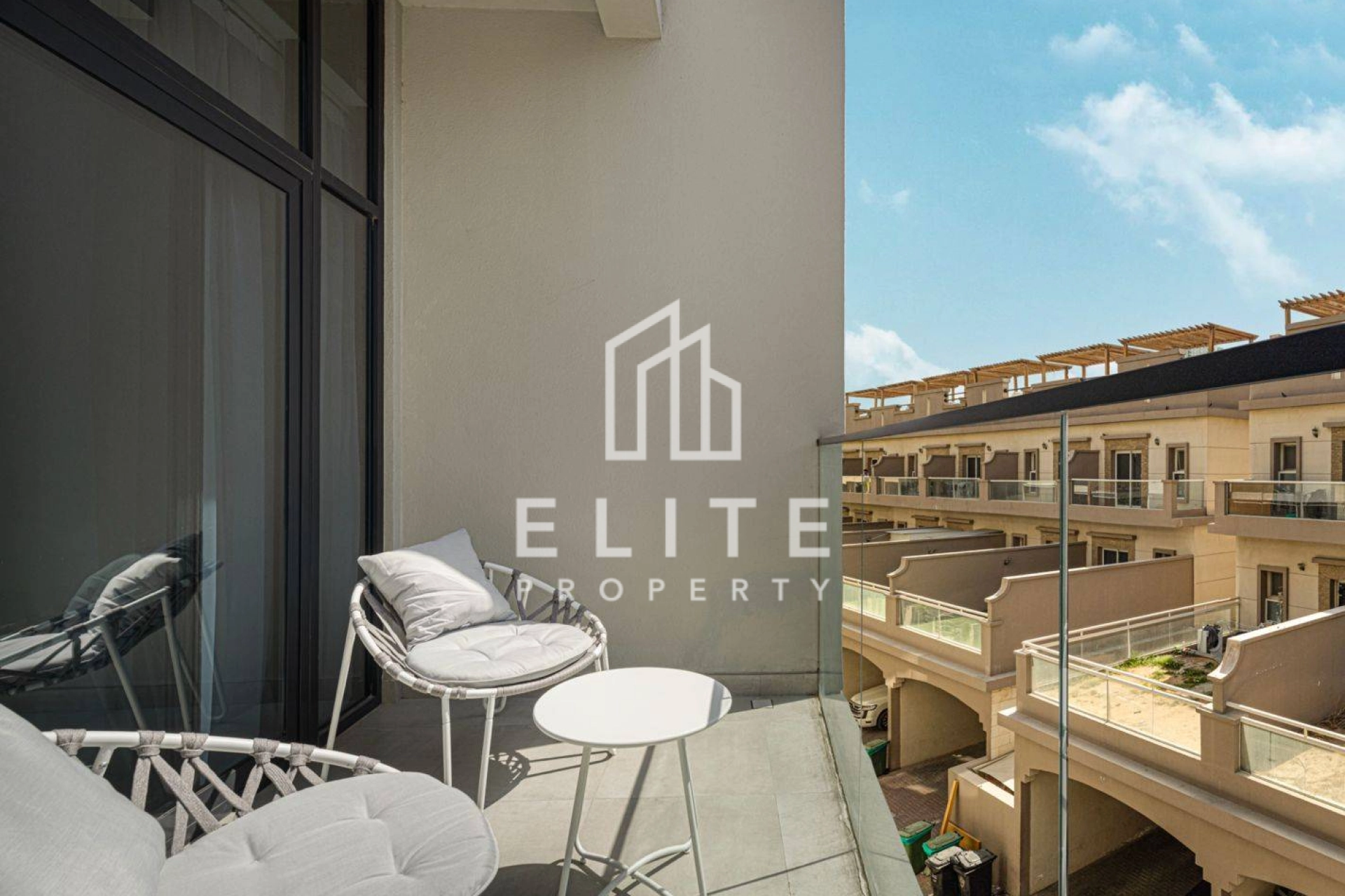 FAIRMONT RESIDENCES