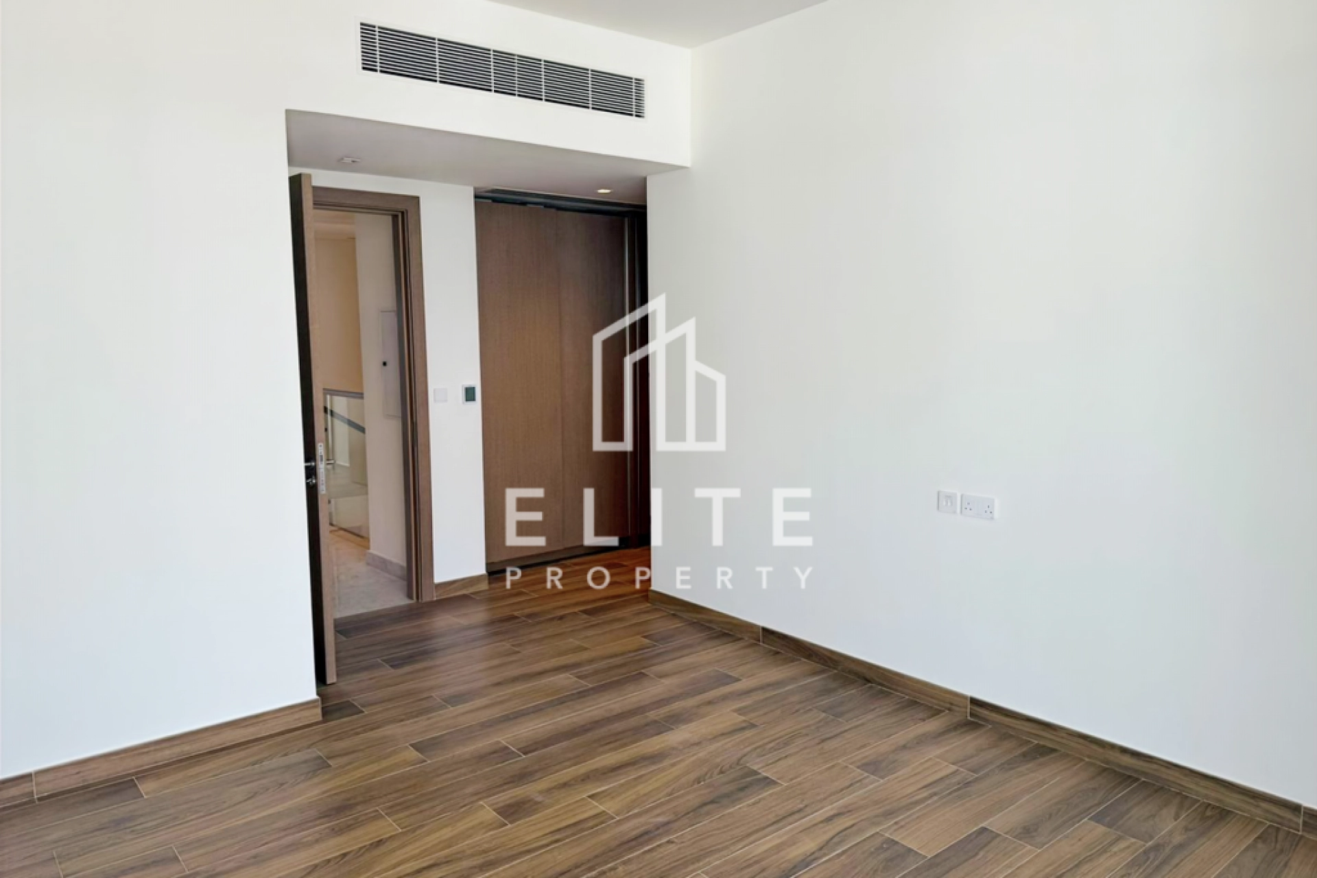FAIRMONT RESIDENCES