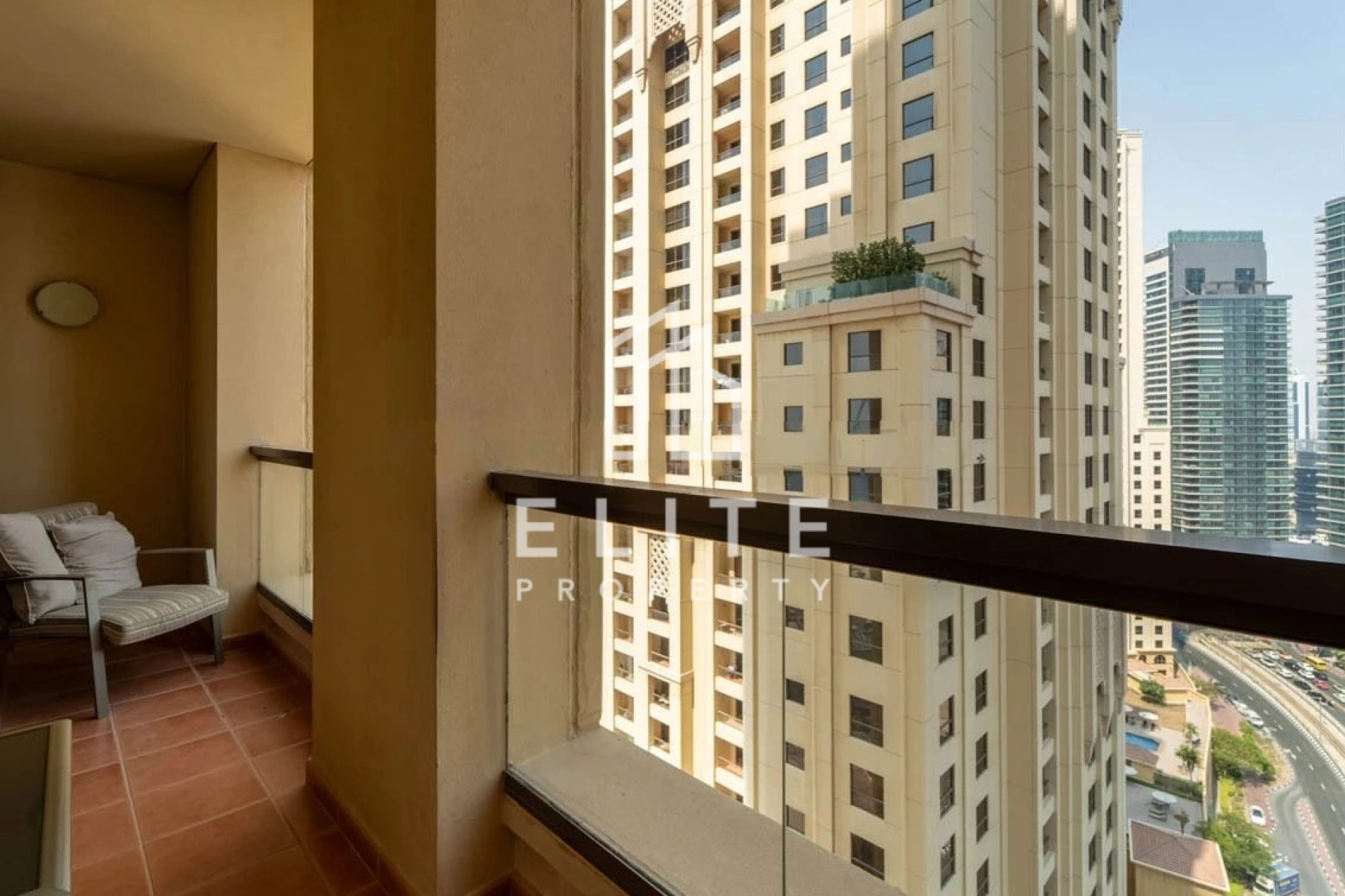 FAIRMONT RESIDENCES
