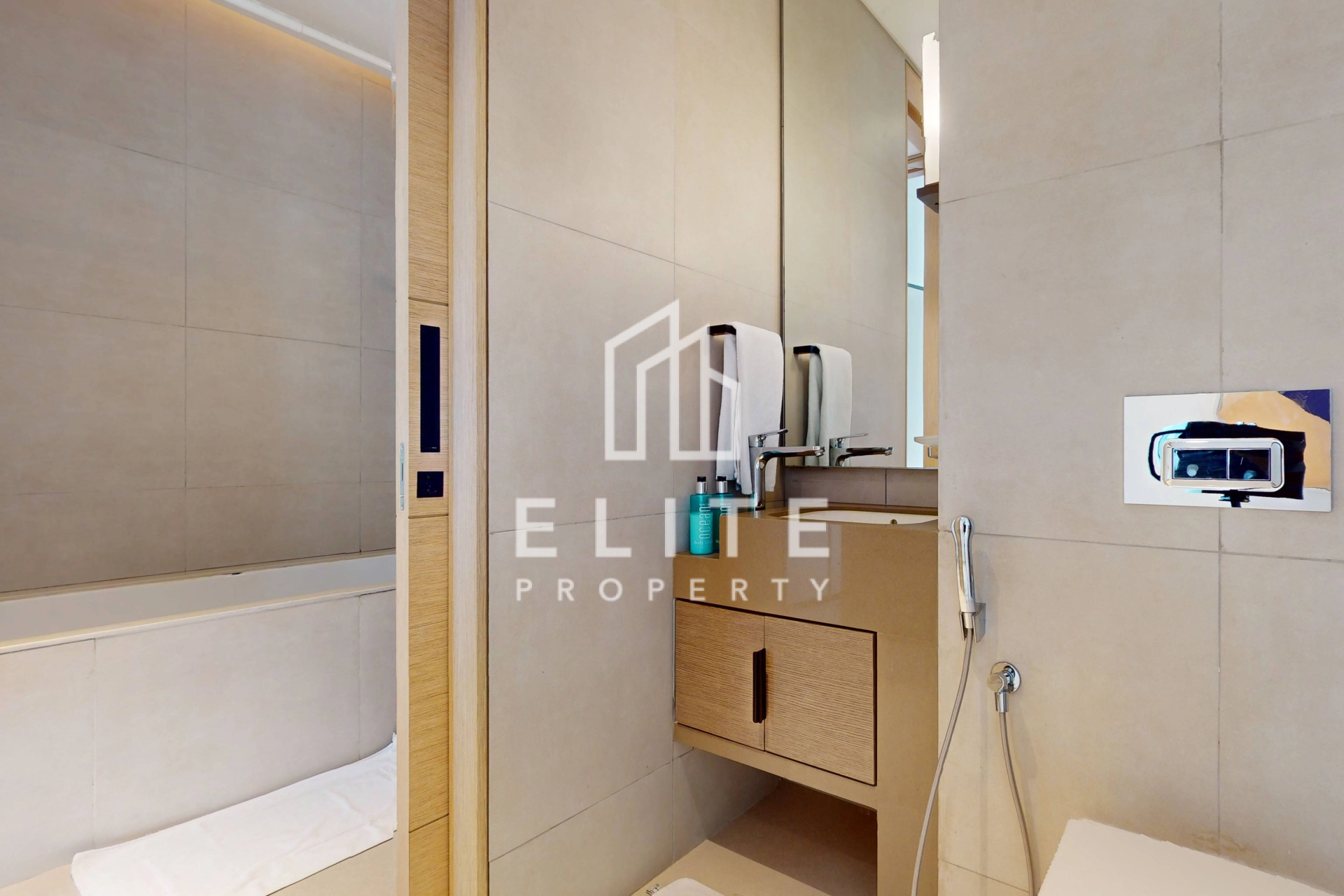 FAIRMONT RESIDENCES
