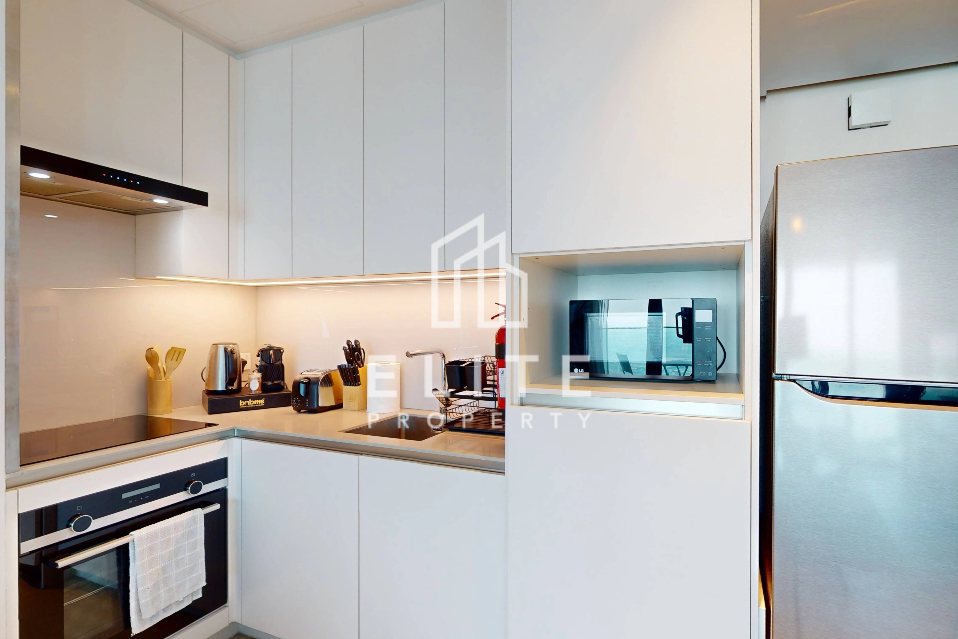 FAIRMONT RESIDENCES