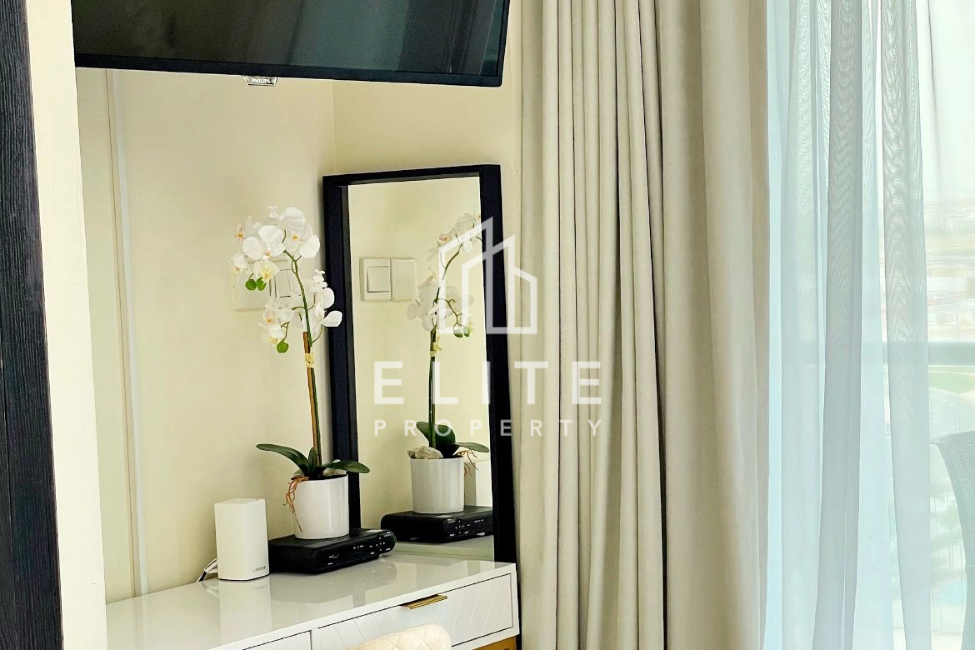 FAIRMONT RESIDENCES
