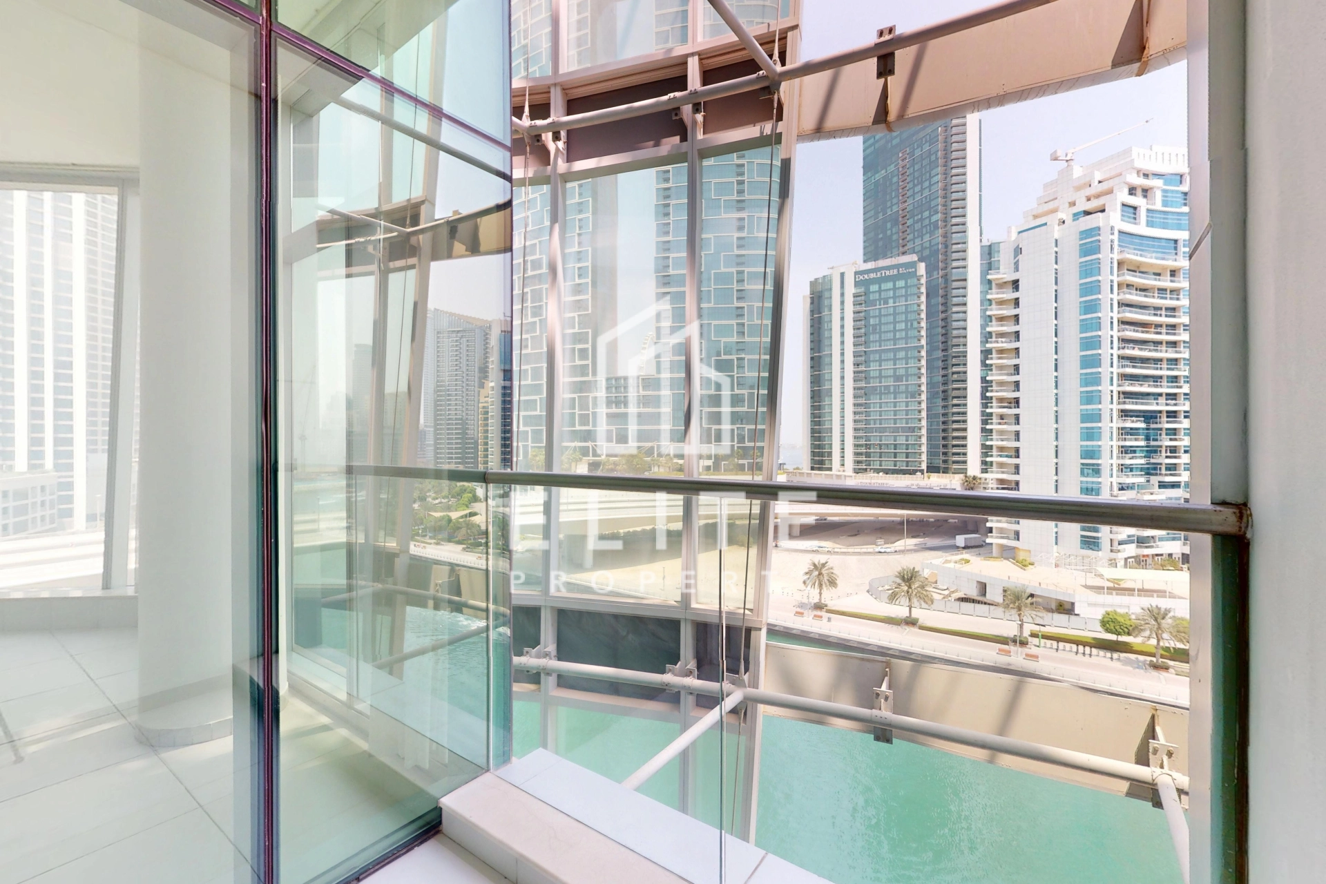 FAIRMONT RESIDENCES