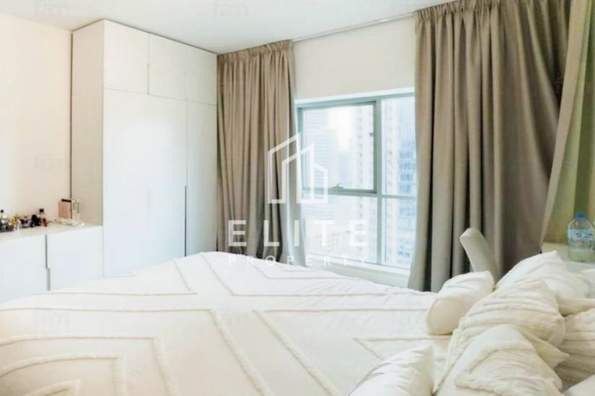 FAIRMONT RESIDENCES