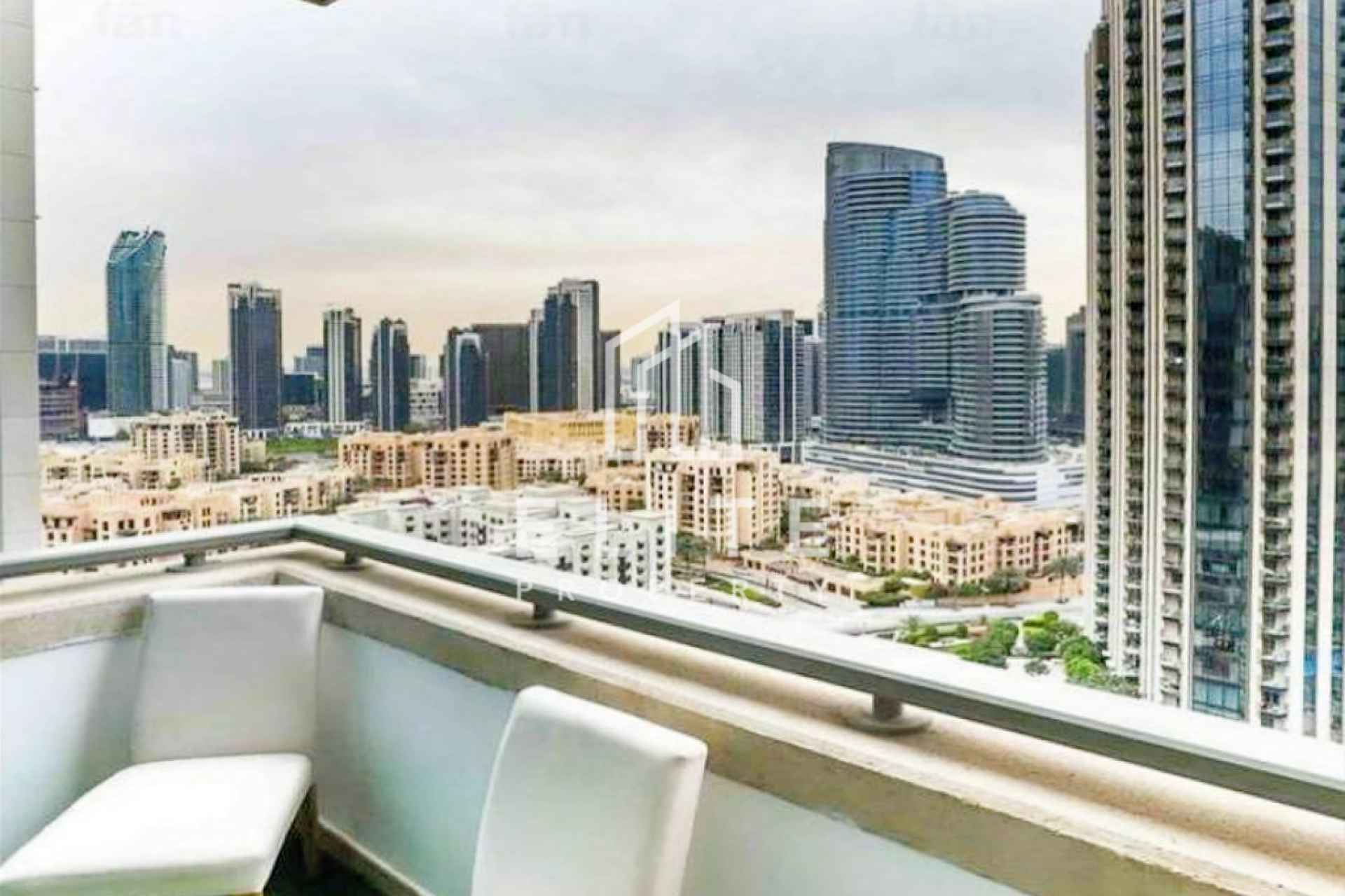 FAIRMONT RESIDENCES