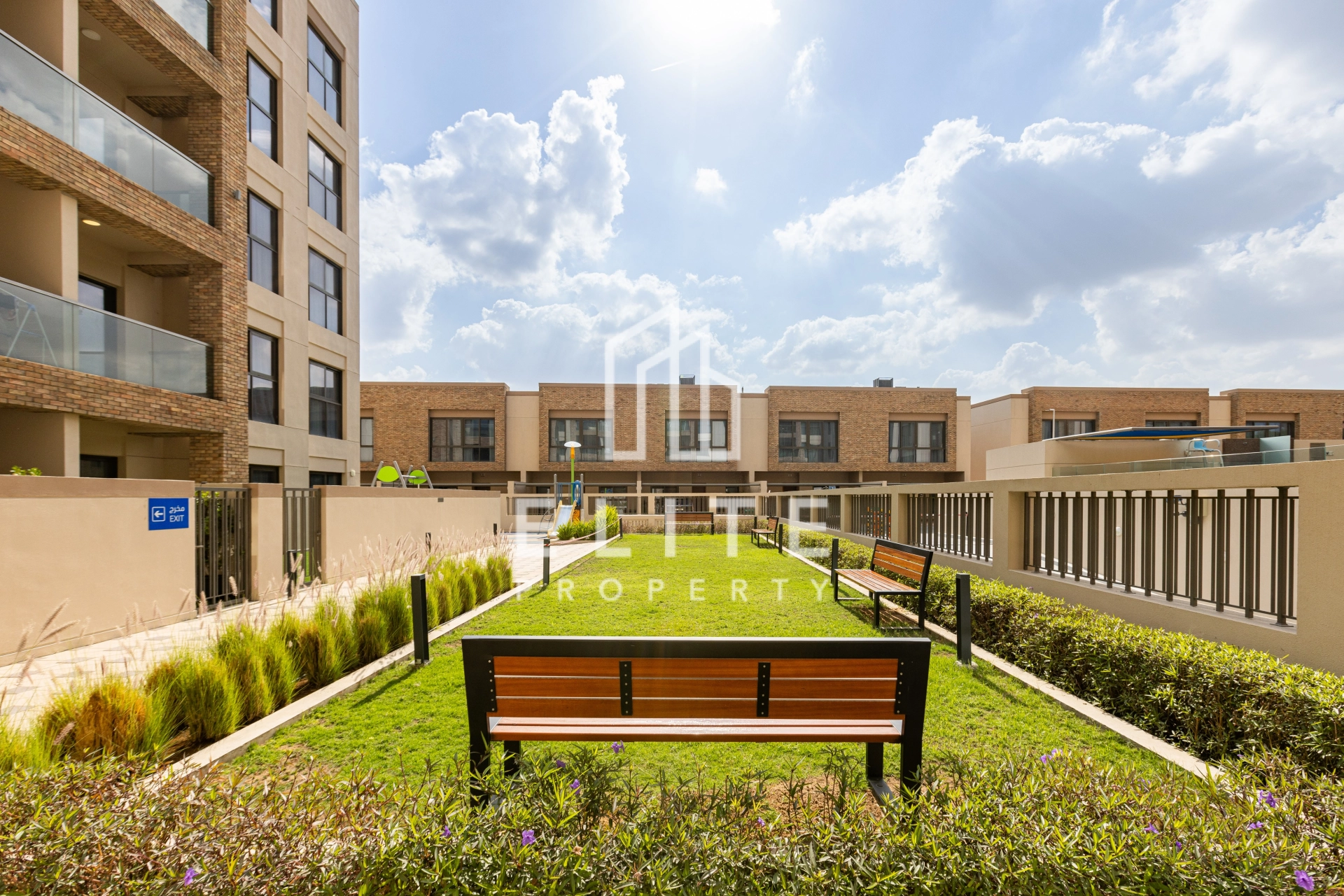 FAIRMONT RESIDENCES