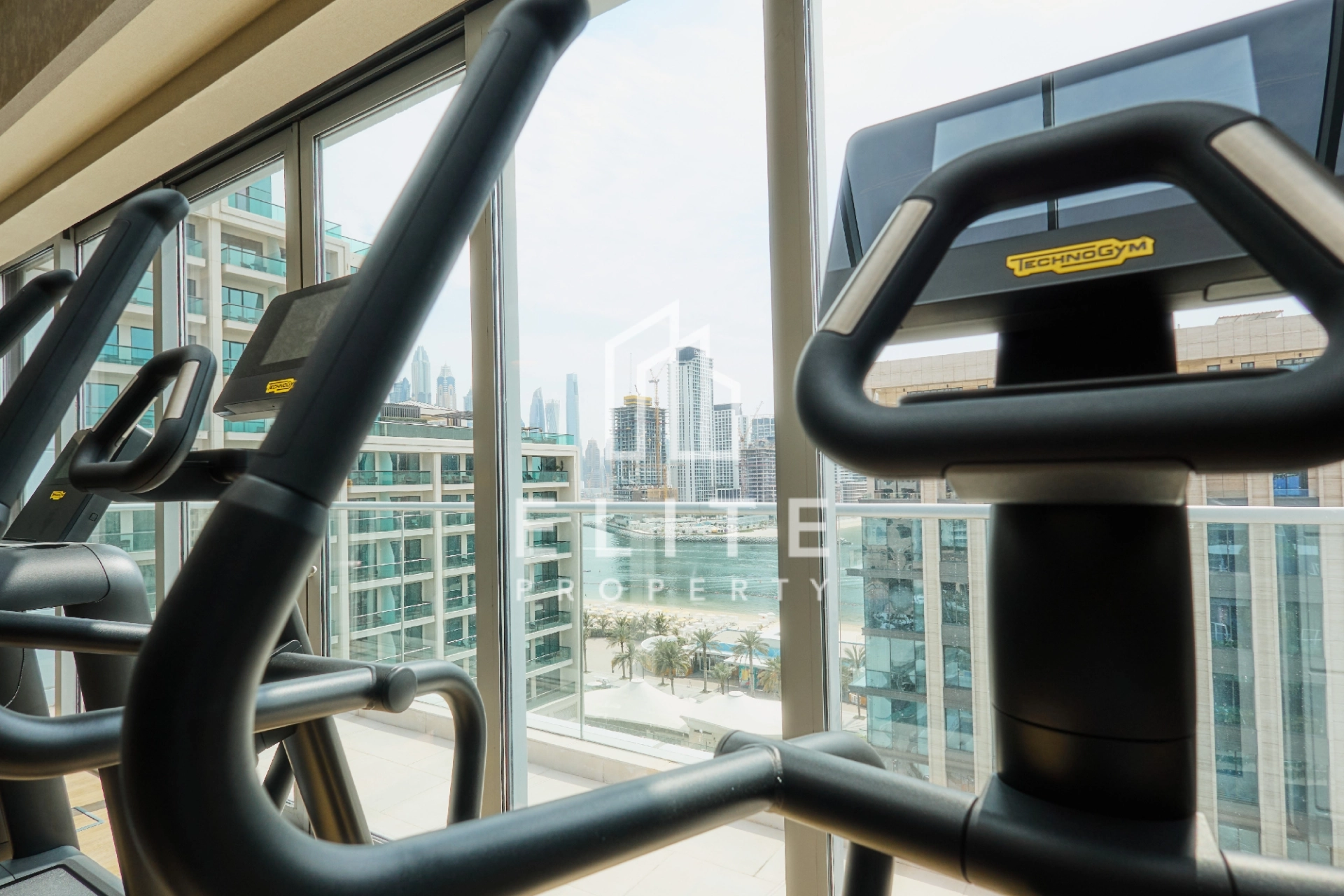 FAIRMONT RESIDENCES