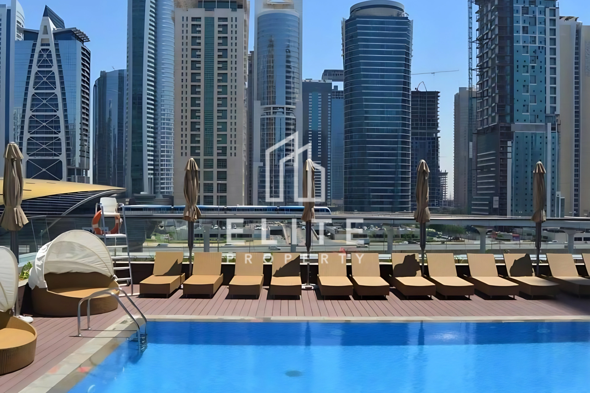 FAIRMONT RESIDENCES
