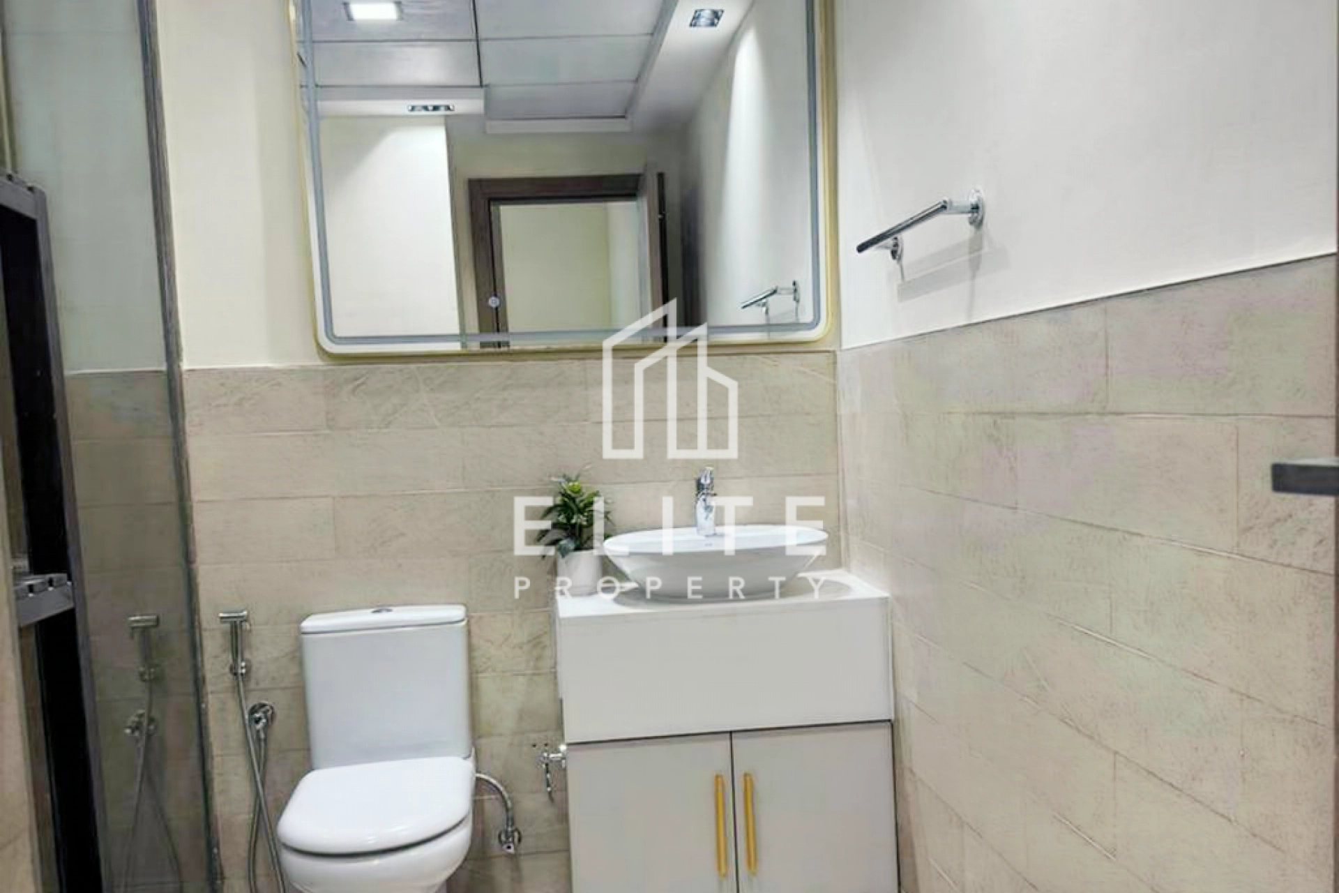 FAIRMONT RESIDENCES