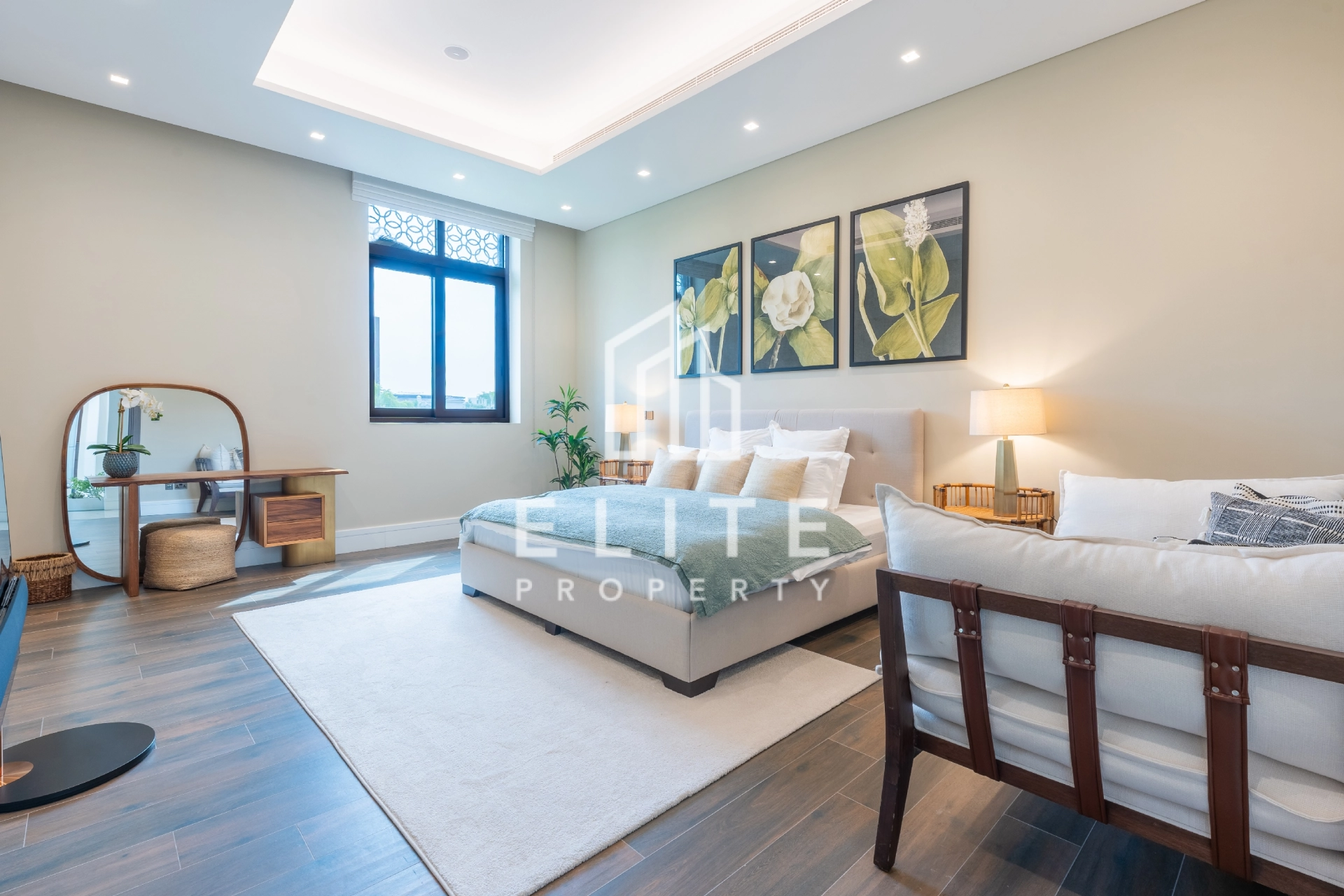 FAIRMONT RESIDENCES