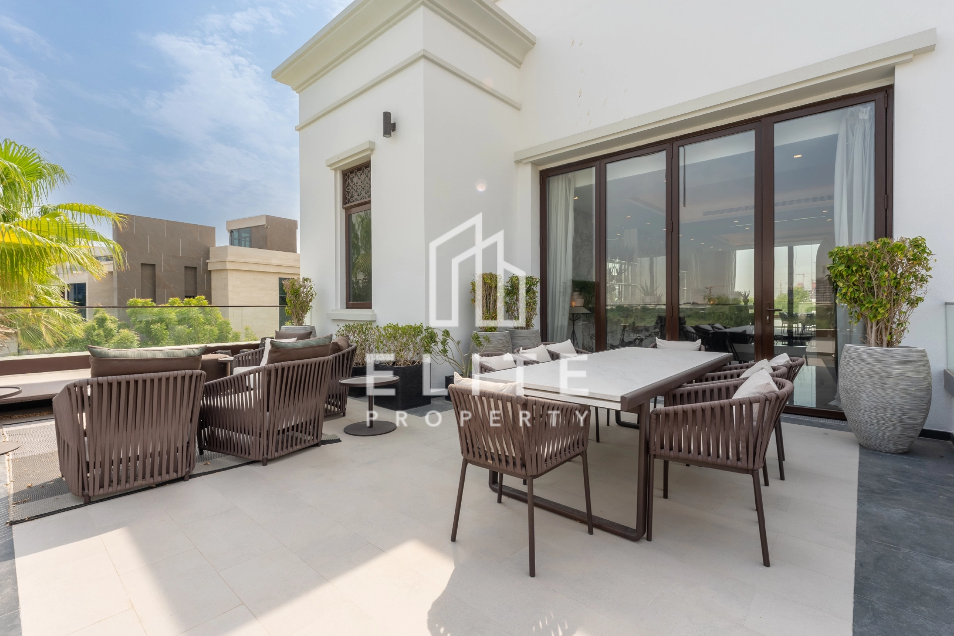 FAIRMONT RESIDENCES