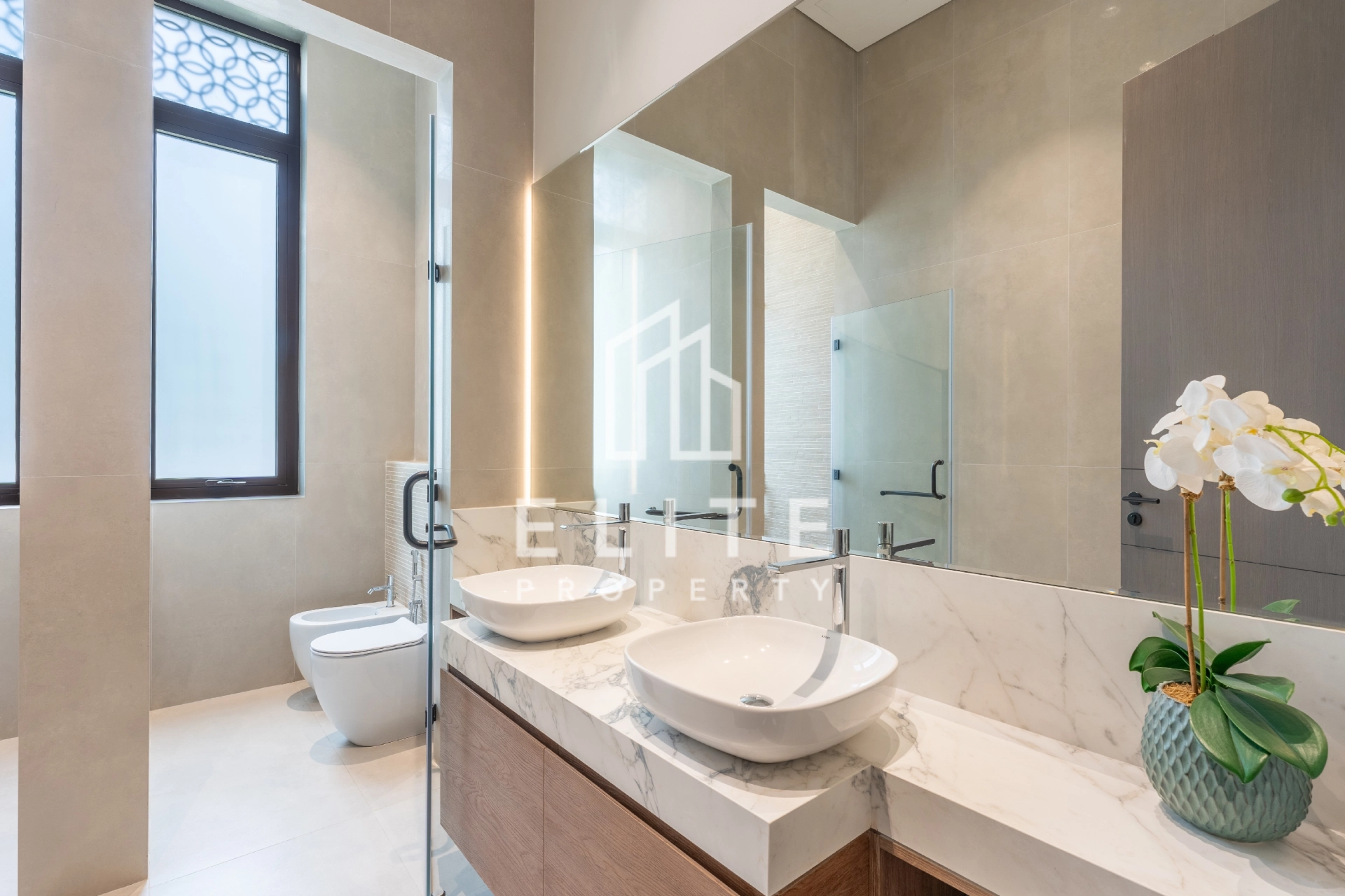 FAIRMONT RESIDENCES