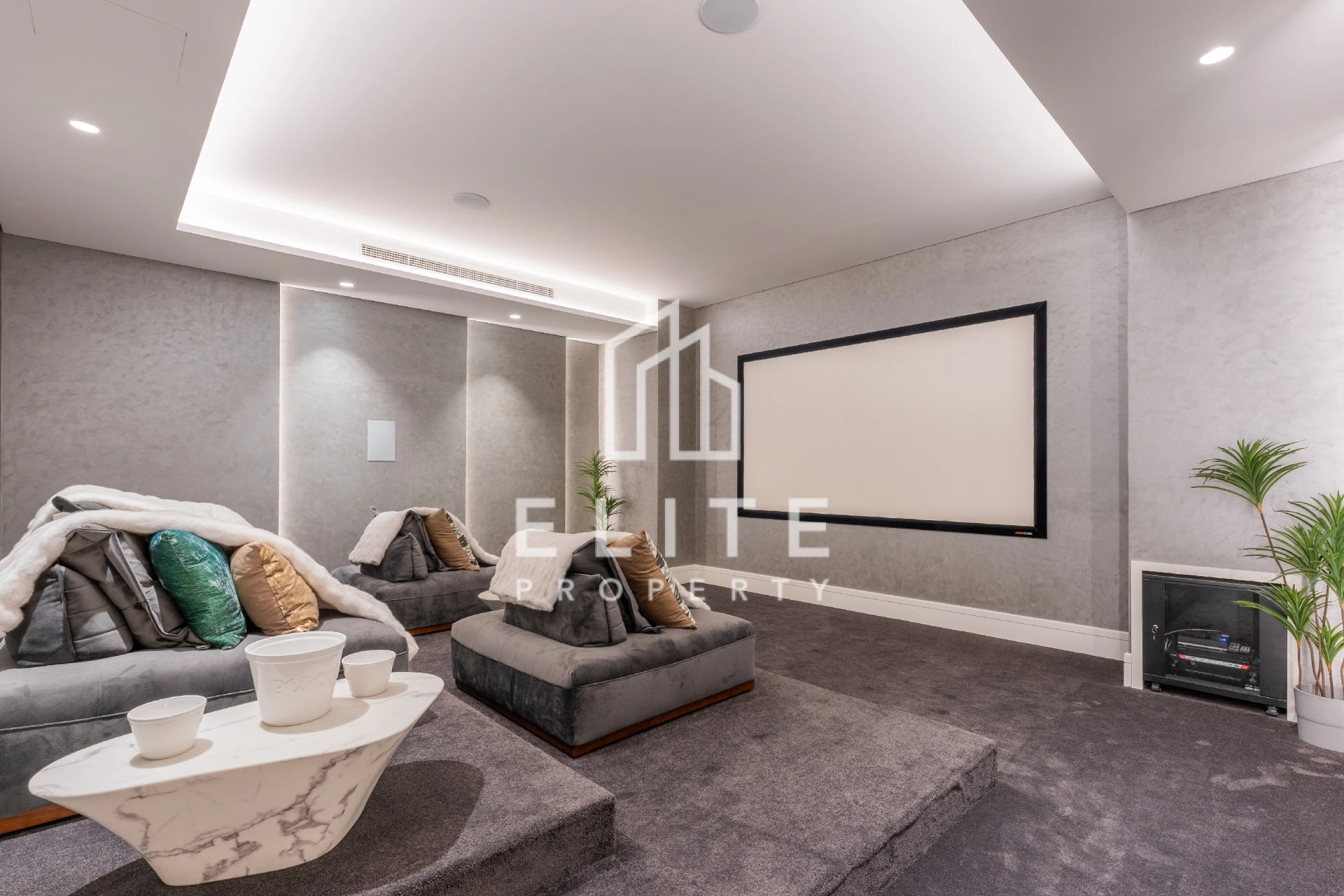 FAIRMONT RESIDENCES