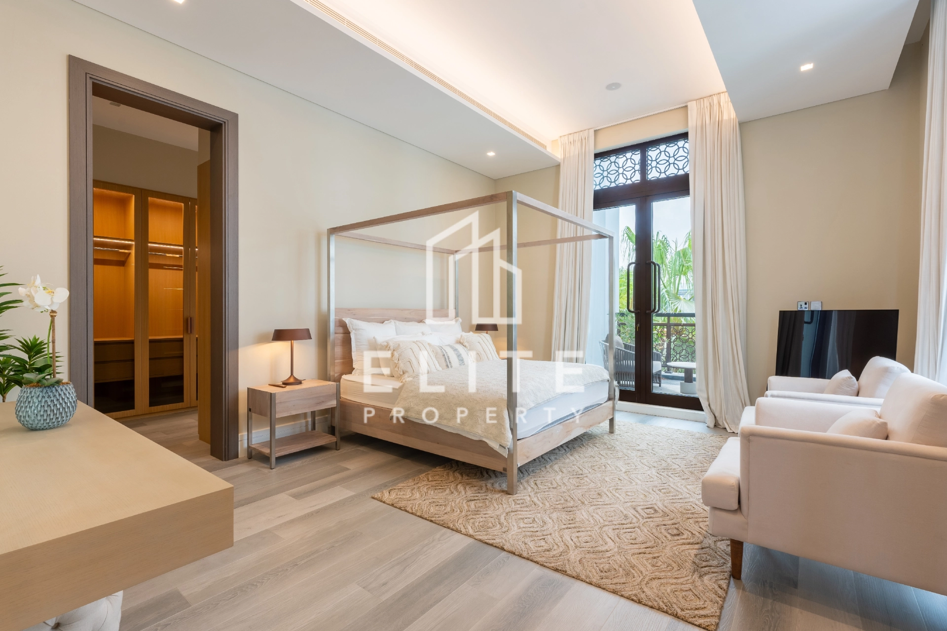 FAIRMONT RESIDENCES