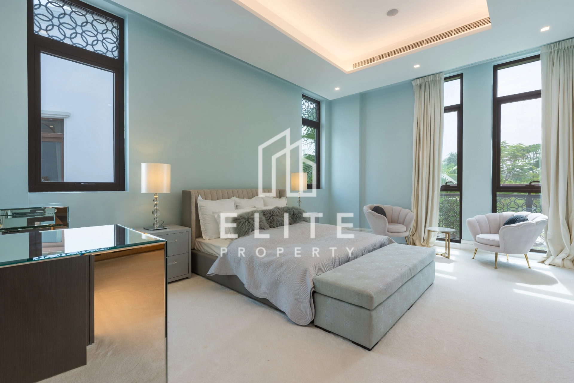 FAIRMONT RESIDENCES