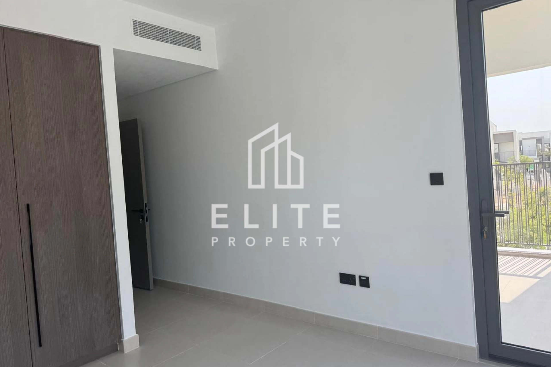 FAIRMONT RESIDENCES